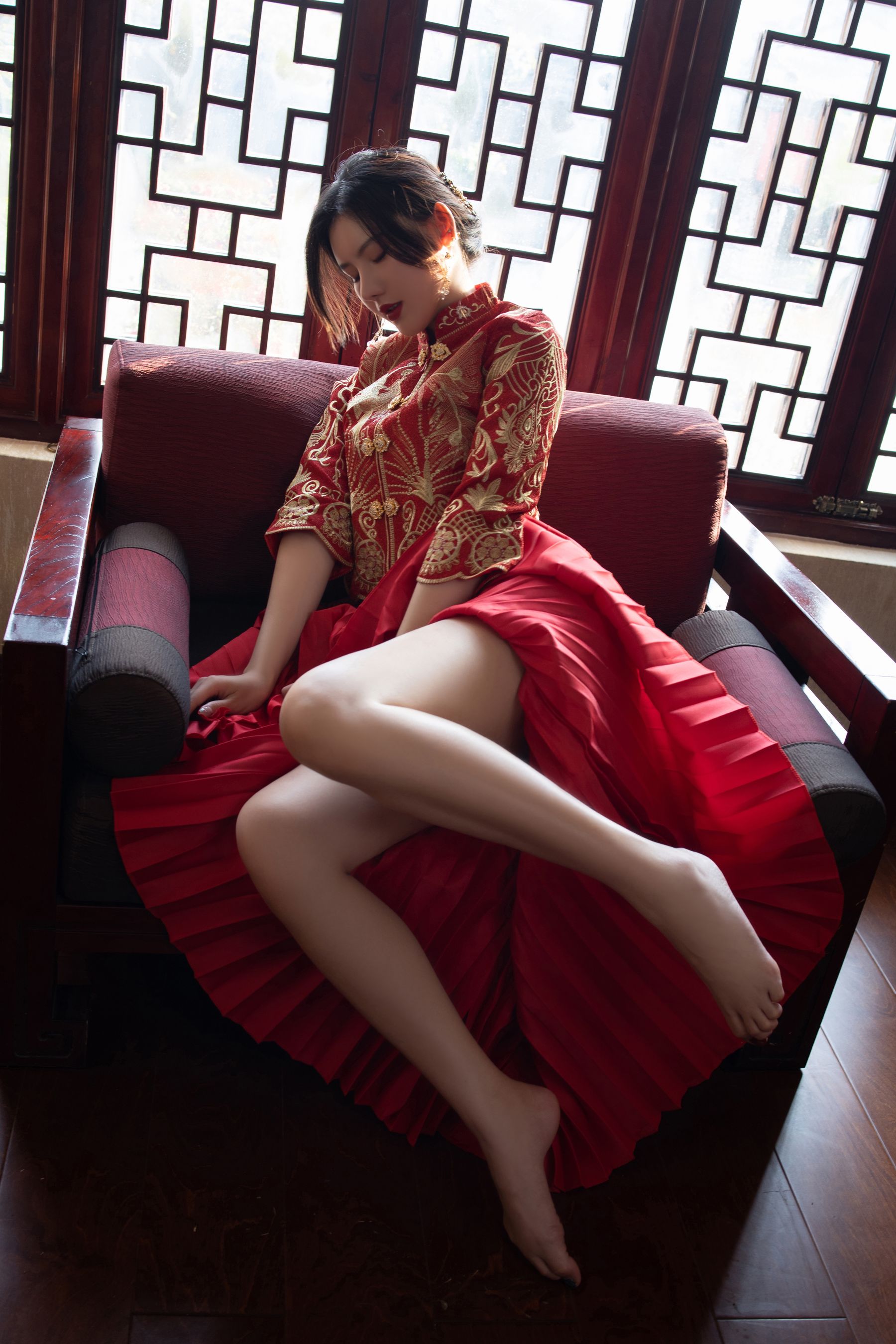 [福利COS] 美女模特Azhua19970(阿朱啊) 微密圈视图合集