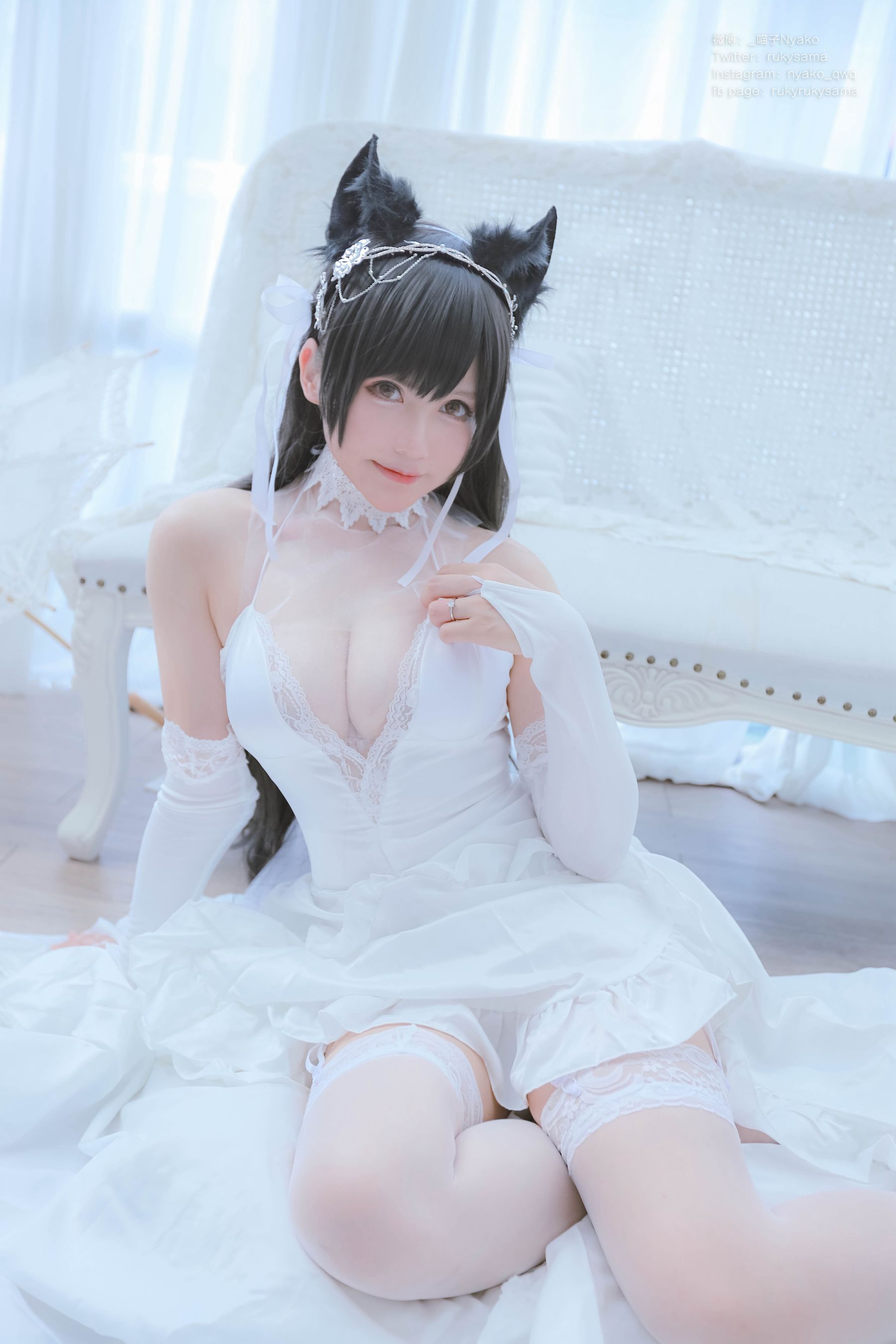 [福利COS] 萌妹子Nyako喵子 - 爱宕婚纱