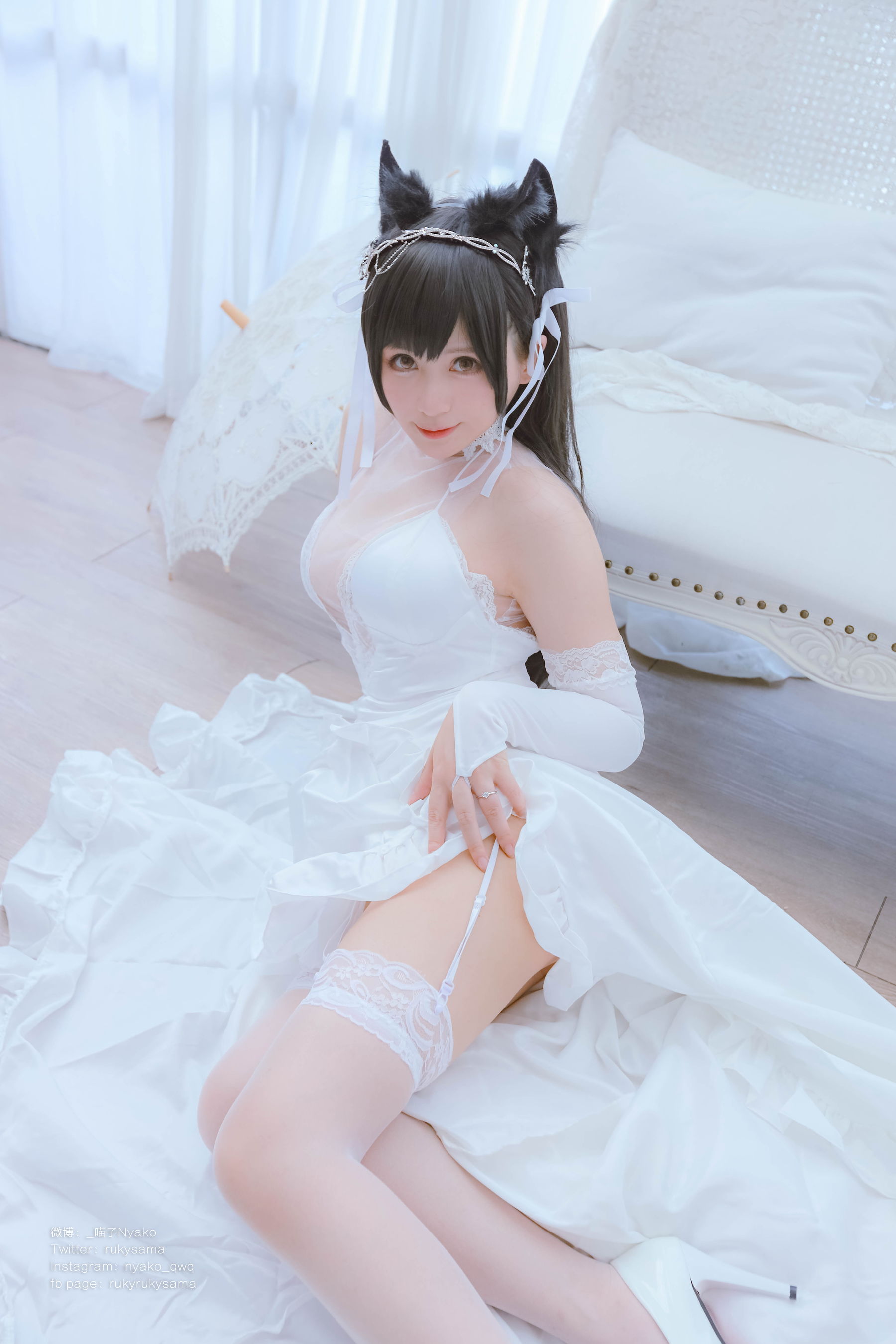 [福利COS] 萌妹子Nyako喵子 - 爱宕婚纱
