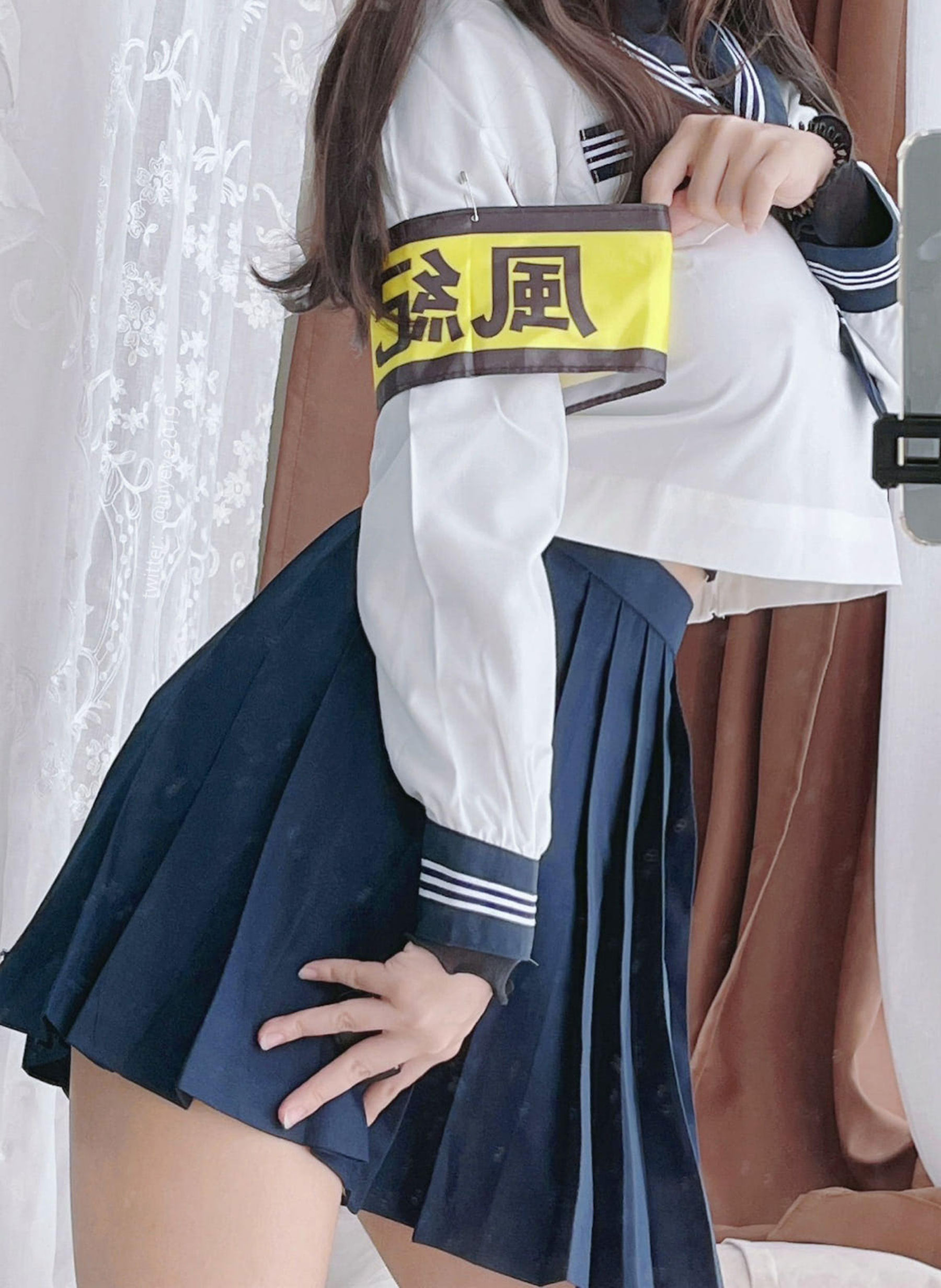 [福利COS] 萌系小姐姐-白烨-&耶米西奶露 - 风纪委员