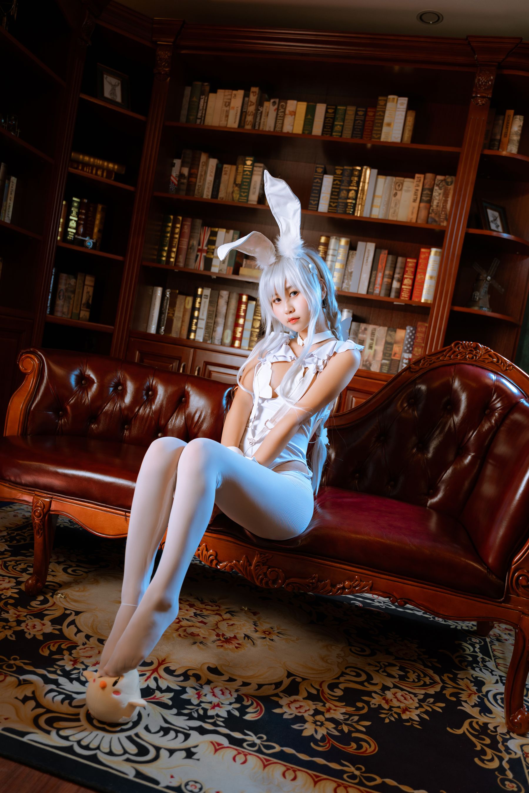 [福利COS] 阳光美少女萌芽儿o0 - 恶毒白兔