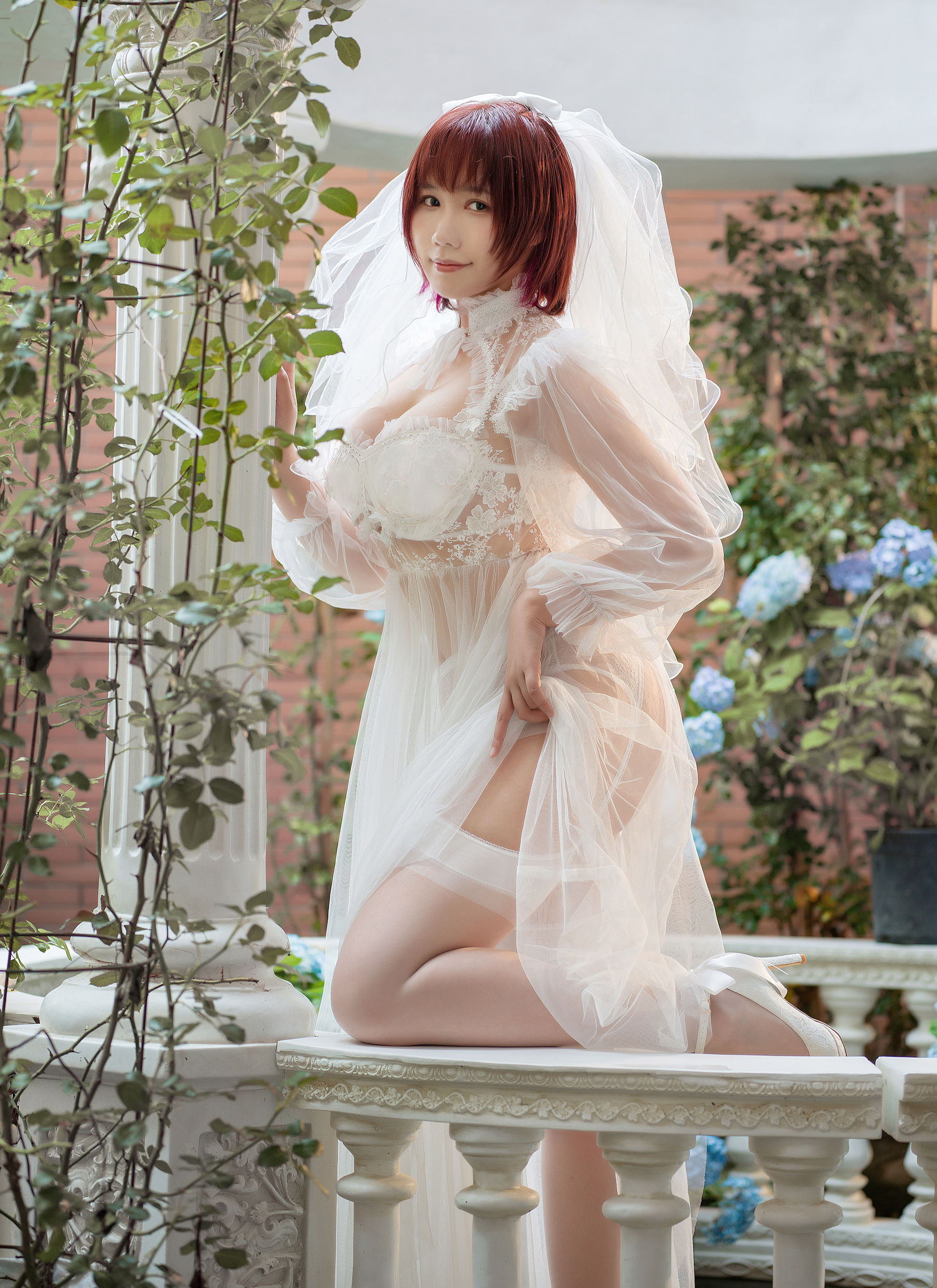 [福利COS] 麻花麻花酱 - 黑白婚纱