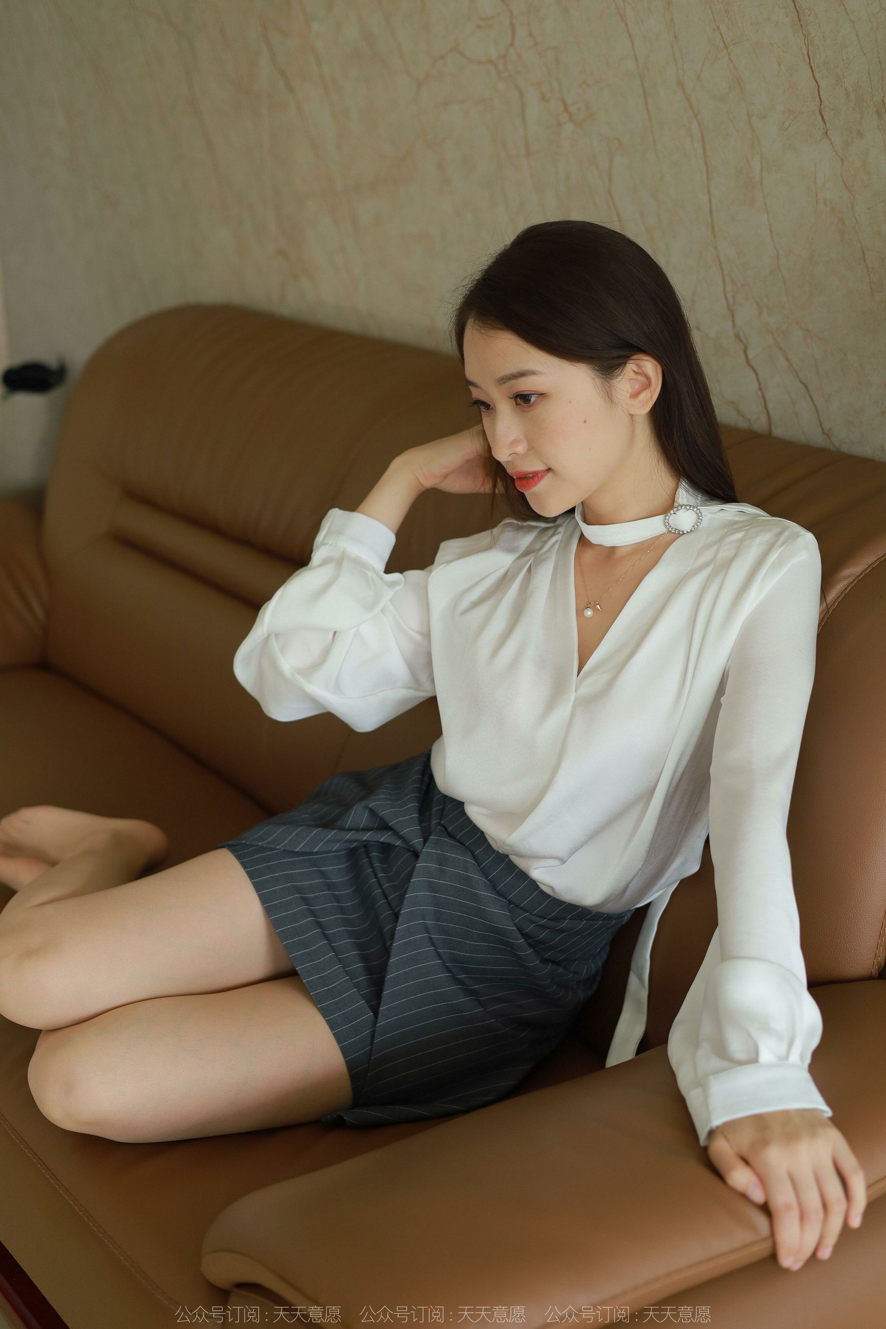 [IESS异思趣向]  模特：小婕 《美女接待员》