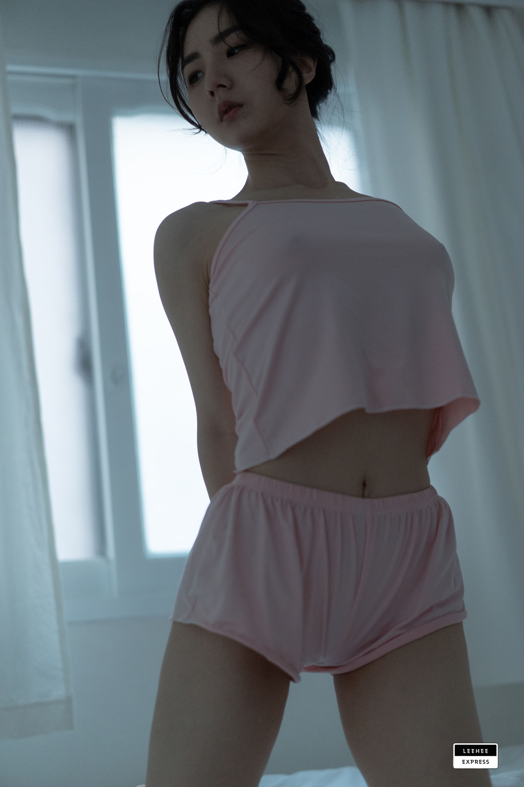 [LEEHEE EXPRESS]  LEBE-054 - Ray