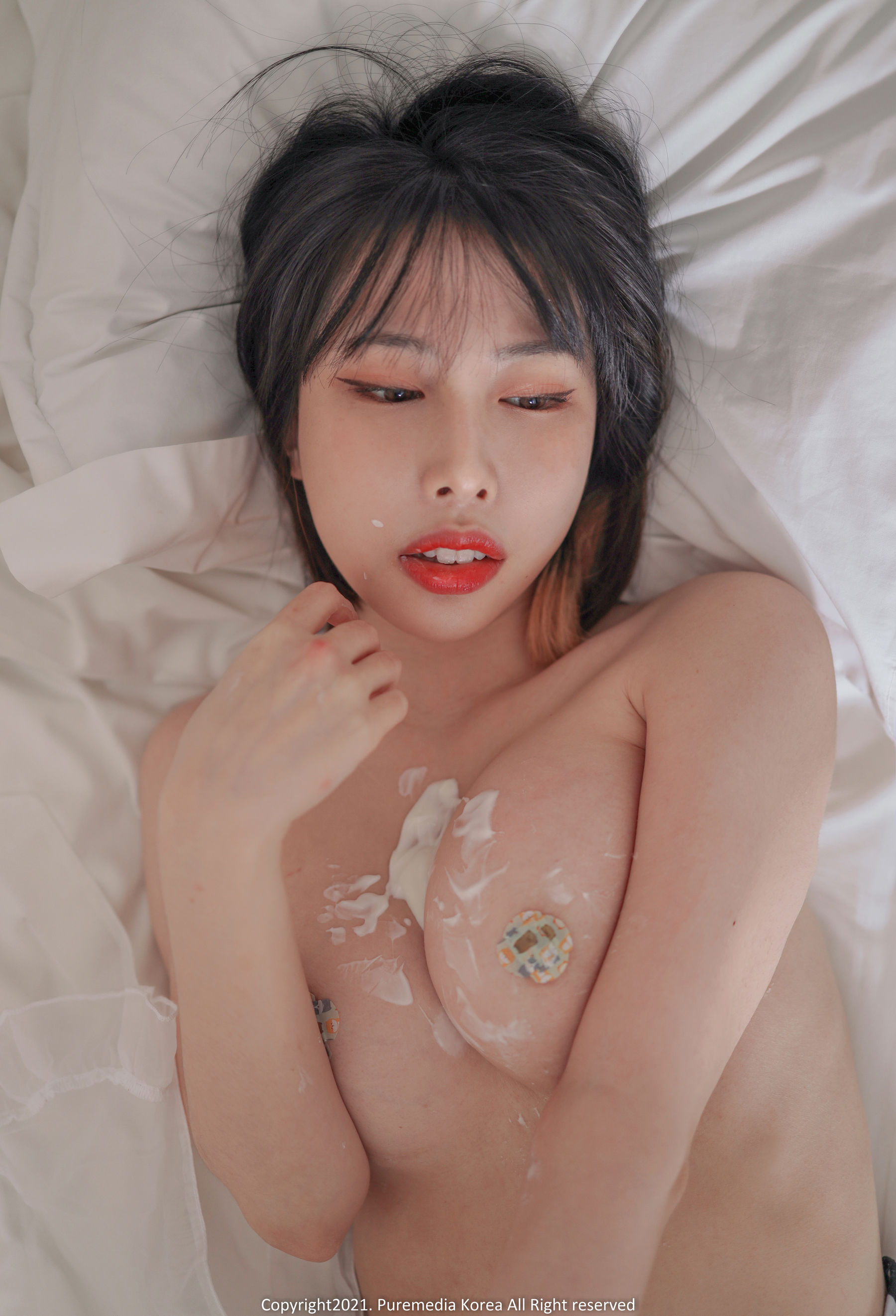 [PURE MEDIA]  Vol.121 - Uhye