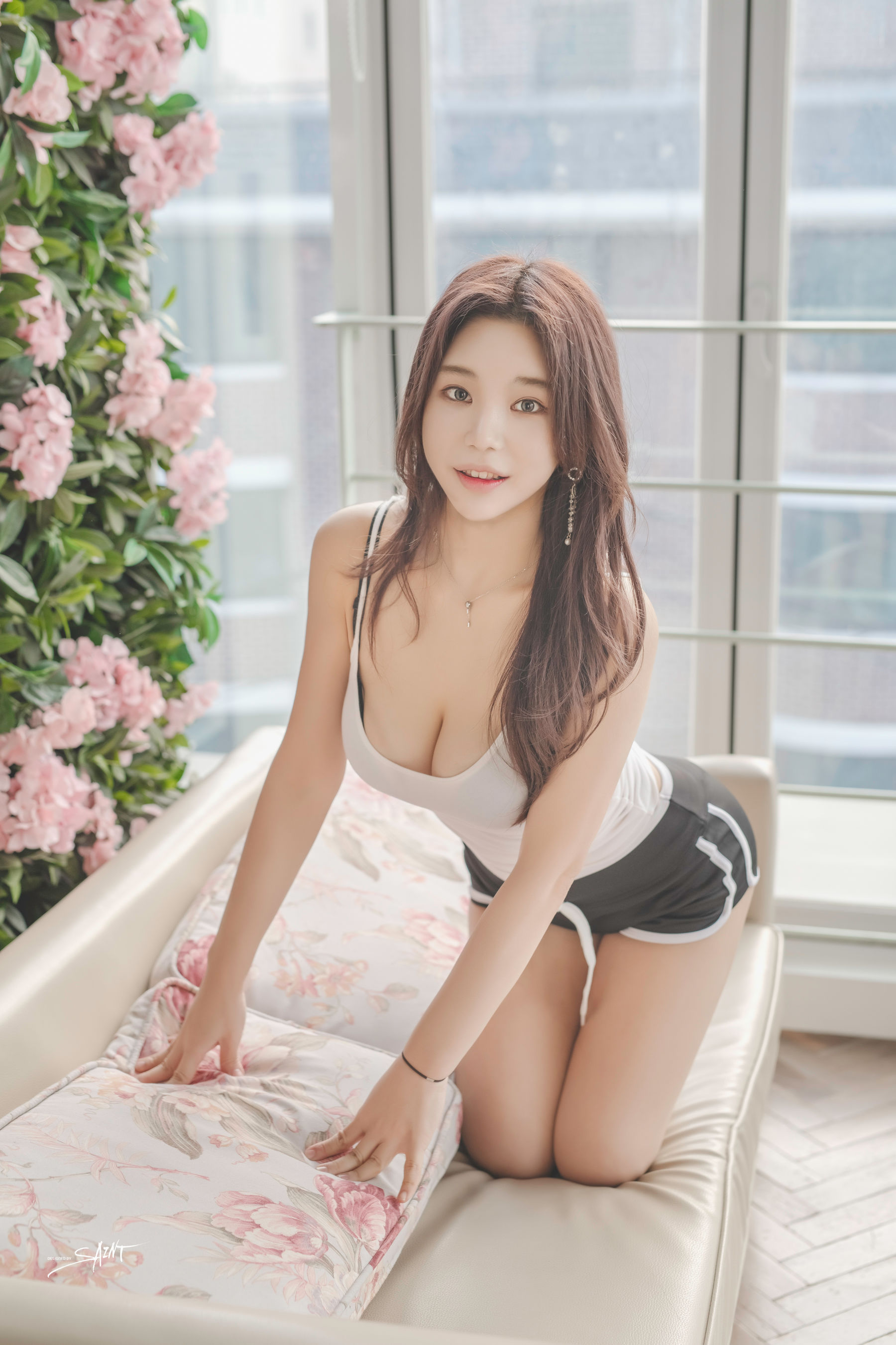 [saintphotolife]  zzYuri - 1 Year Anniversary