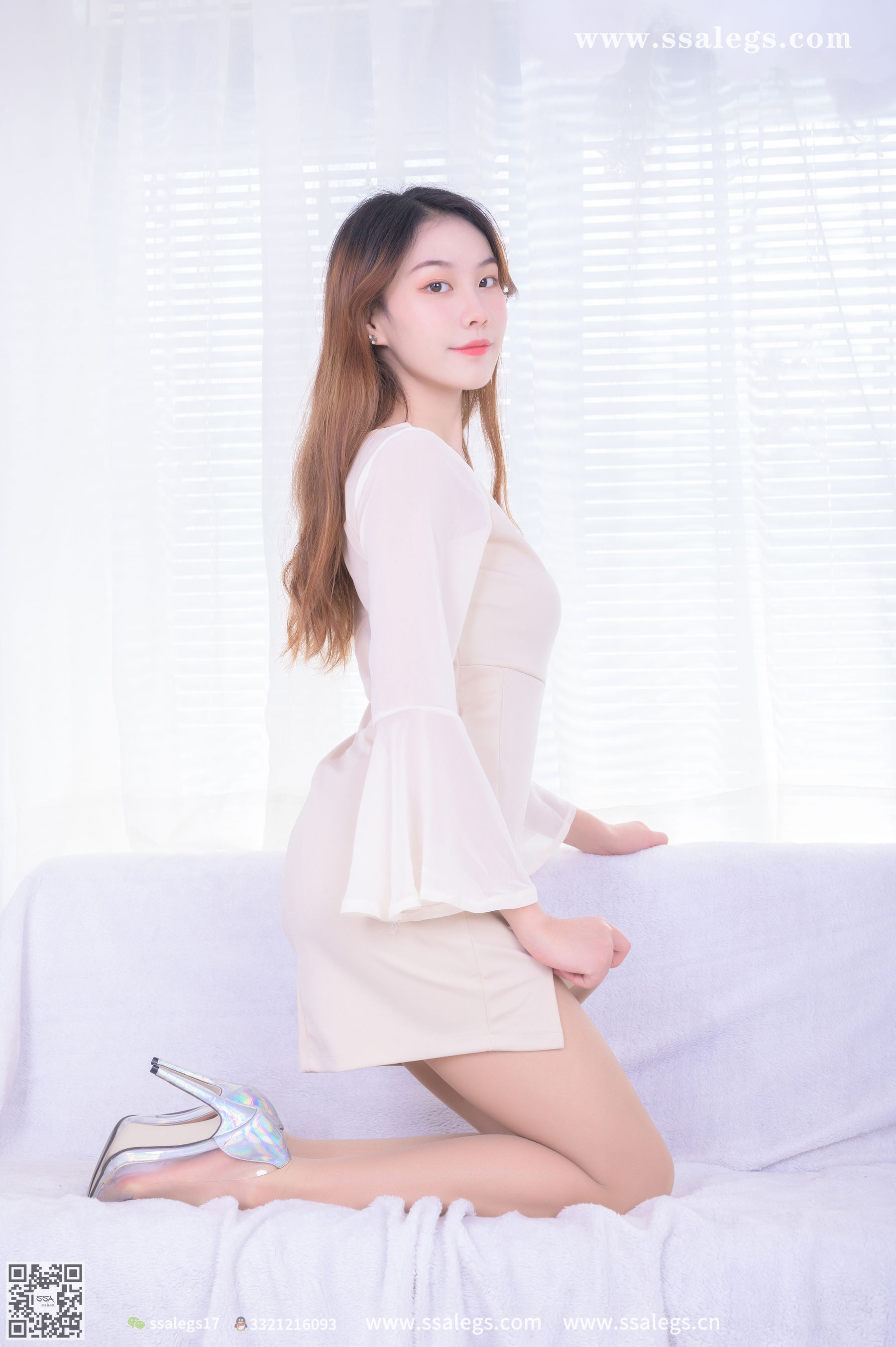 [SSA丝社]超清写真 No.445 素素 简简单单的穿开裆(上)