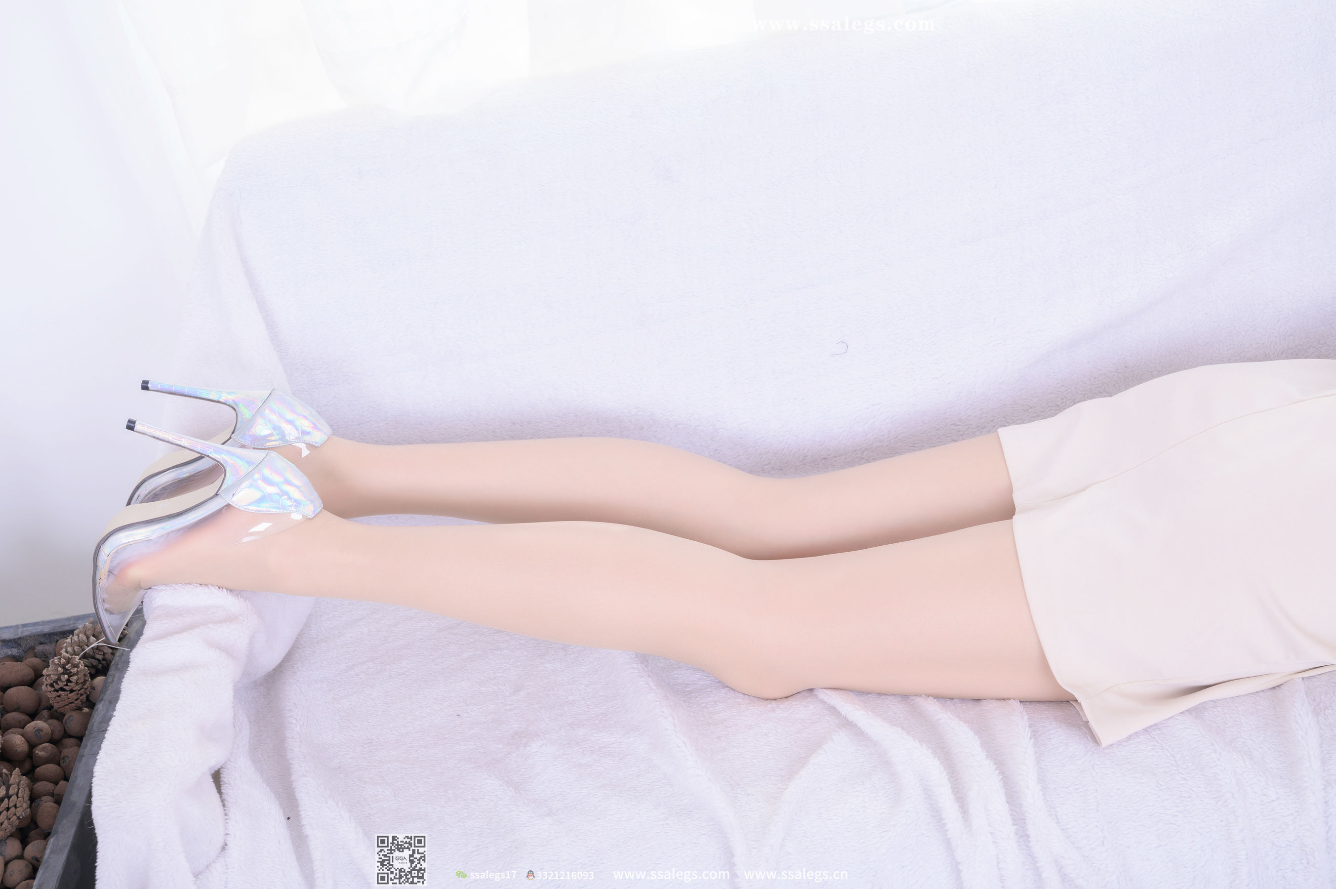 [SSA丝社]超清写真 No.445 素素 简简单单的穿开裆(上)
