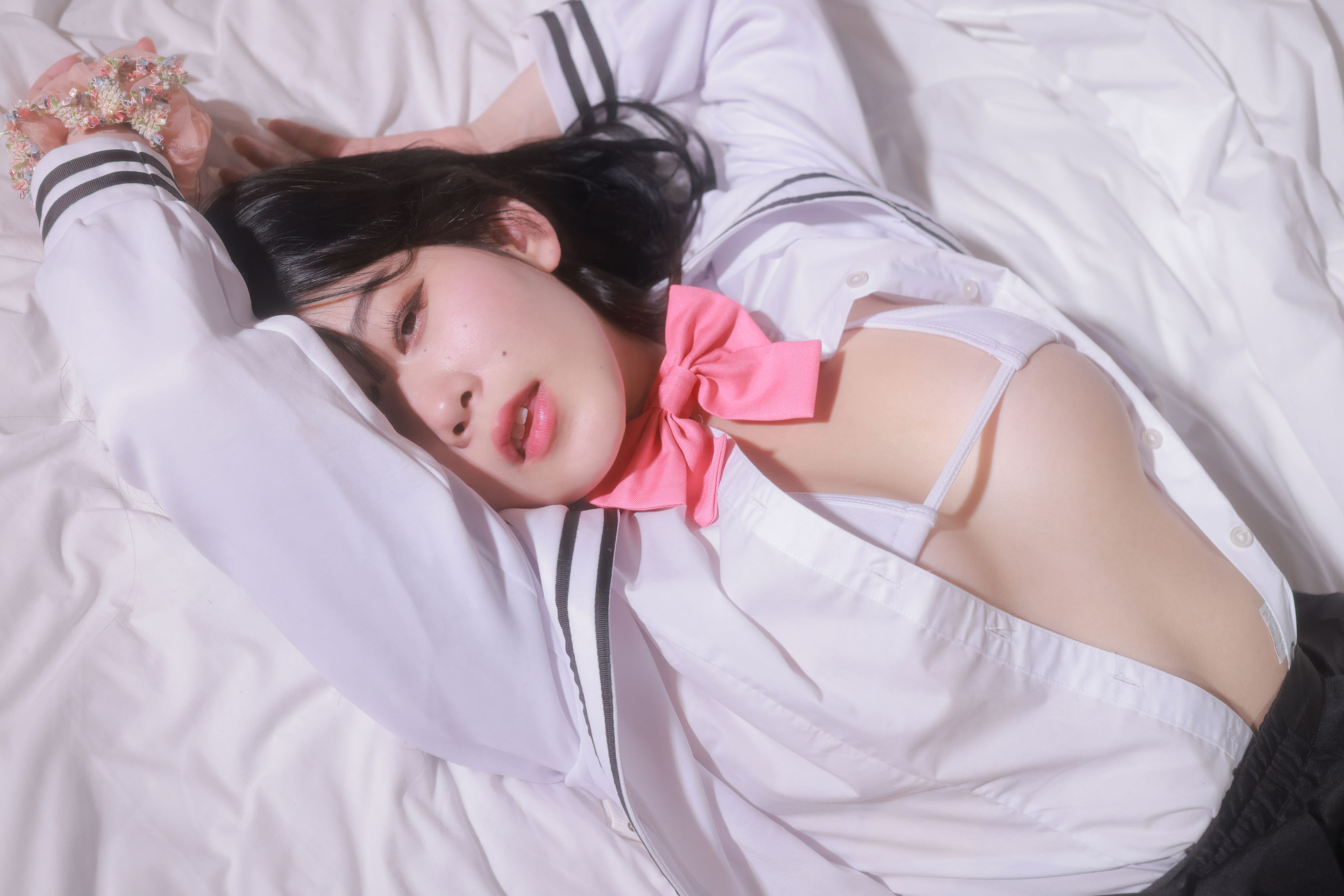 [Ziakwon]  Zia – Sticky (SSSS GRIDMAN)