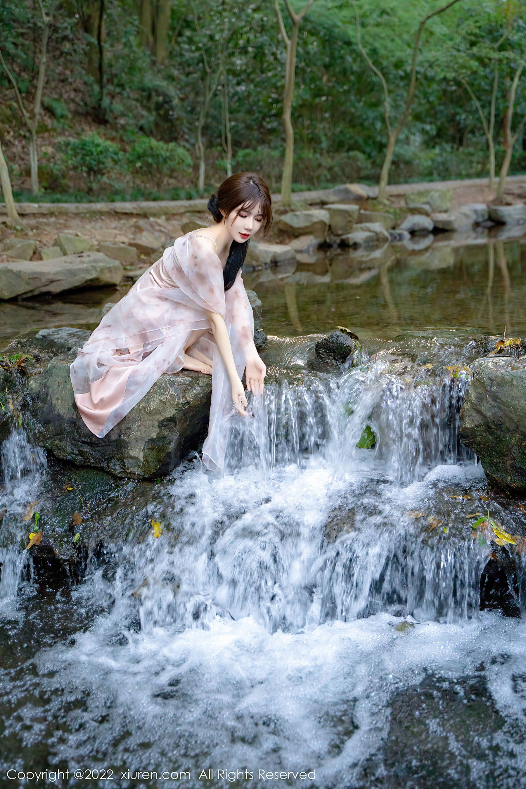 [秀人XiuRen] No.5690 婠婠么