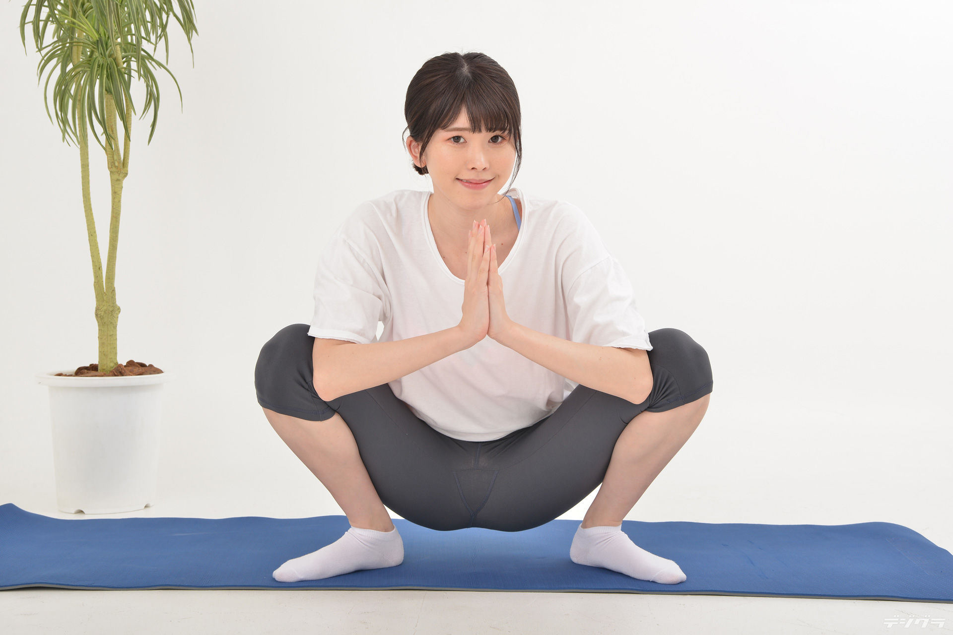 [Digi-Gra] Mirai Asumi 明日見未来 Photoset 04