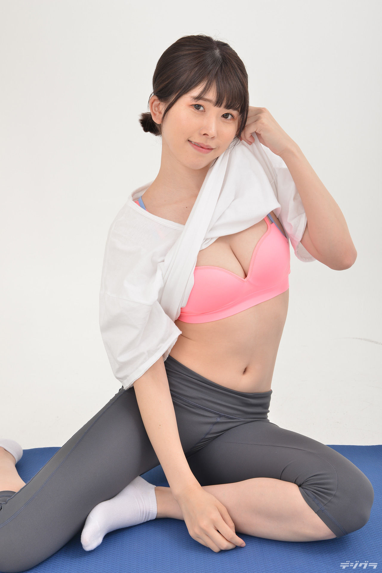 [Digi-Gra] Mirai Asumi 明日見未来 Photoset 04