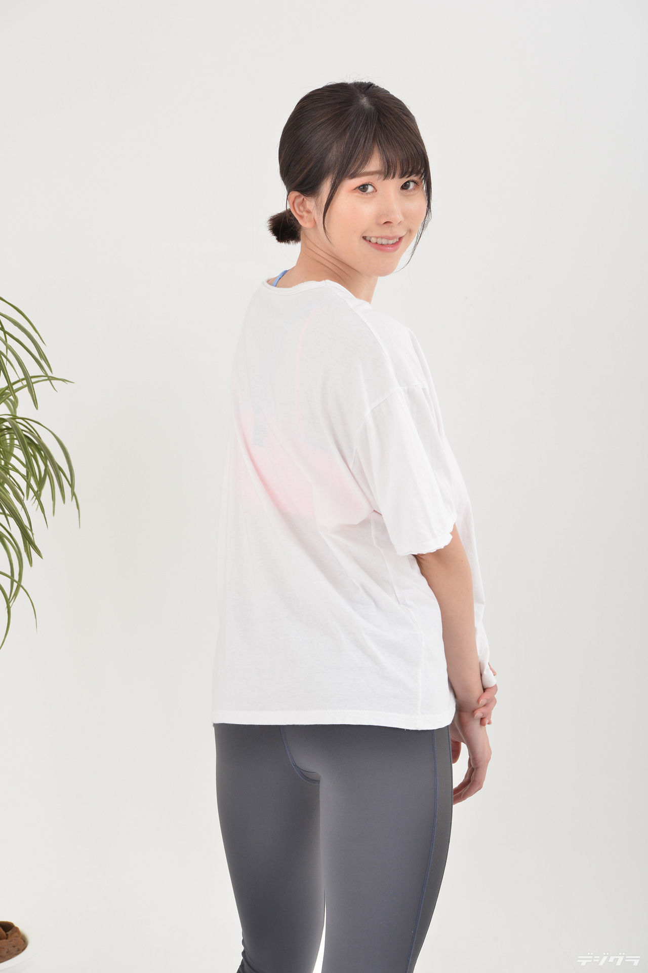 [Digi-Gra] Mirai Asumi 明日見未来 Photoset 04