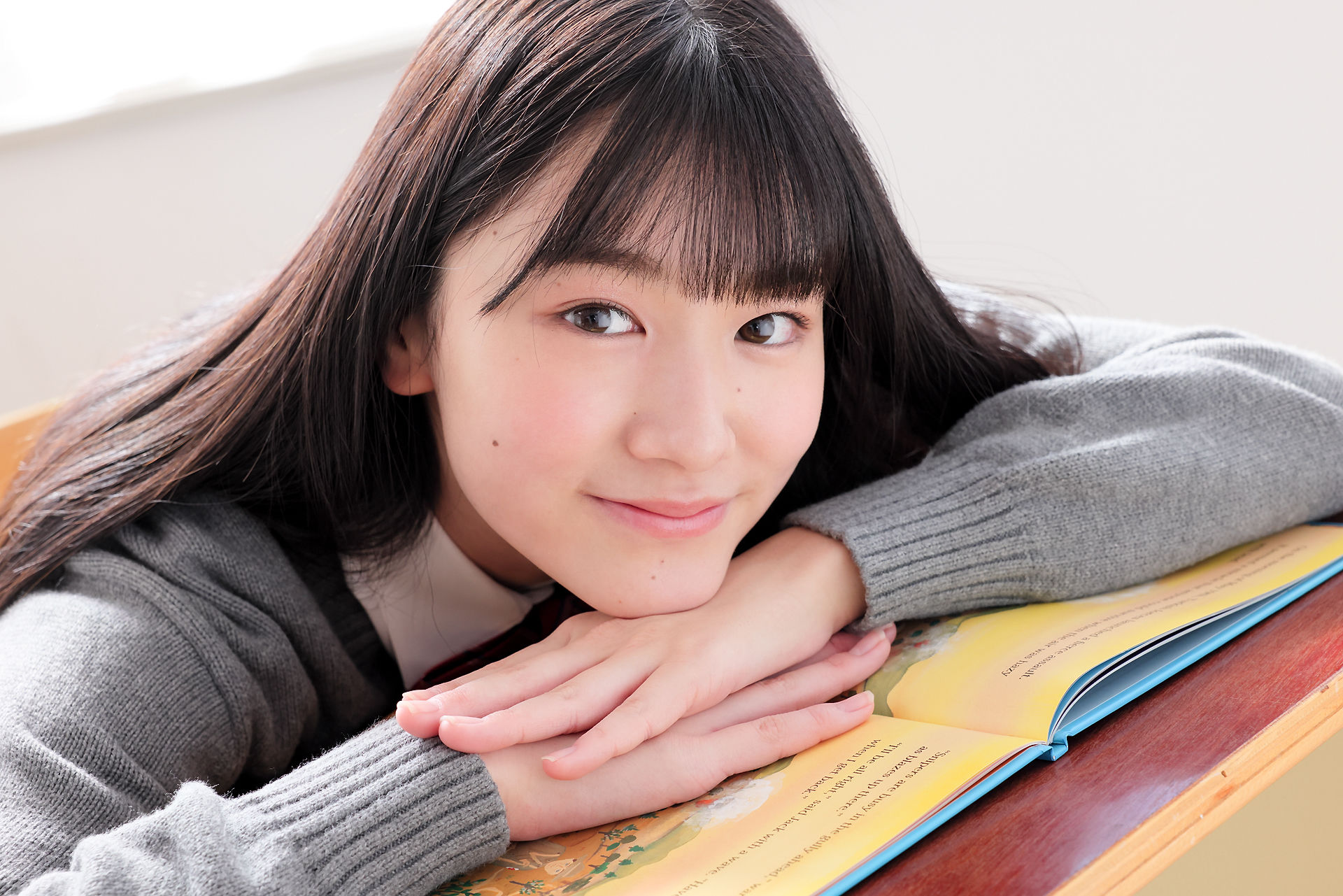 [Minisuka.tv] Kaede Nagahara 長原楓 - Regular Gallery 1