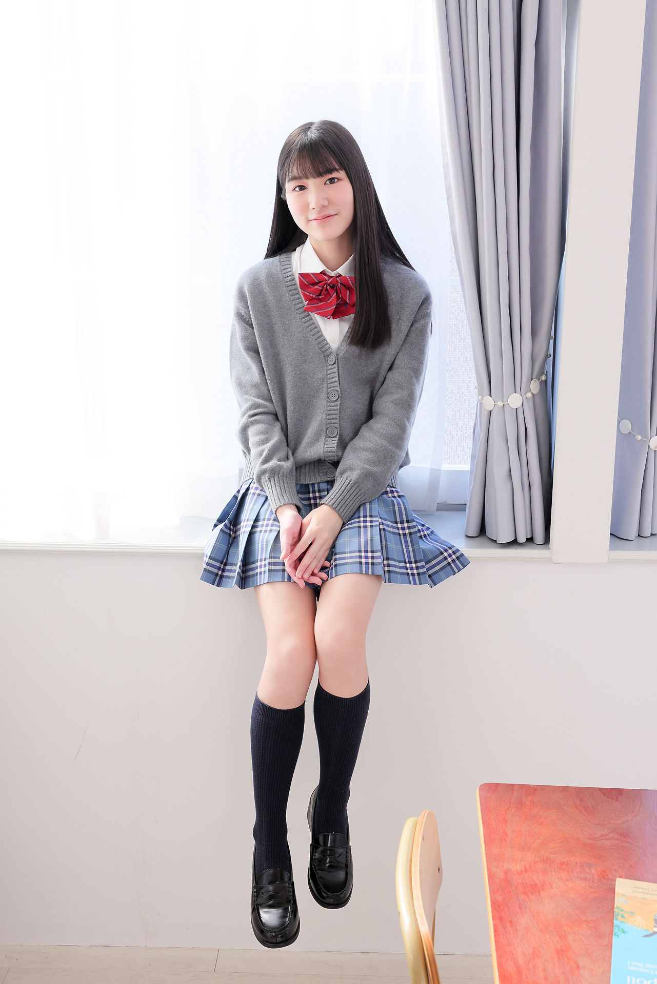 [Minisuka.tv] Kaede Nagahara 長原楓 - Regular Gallery 1