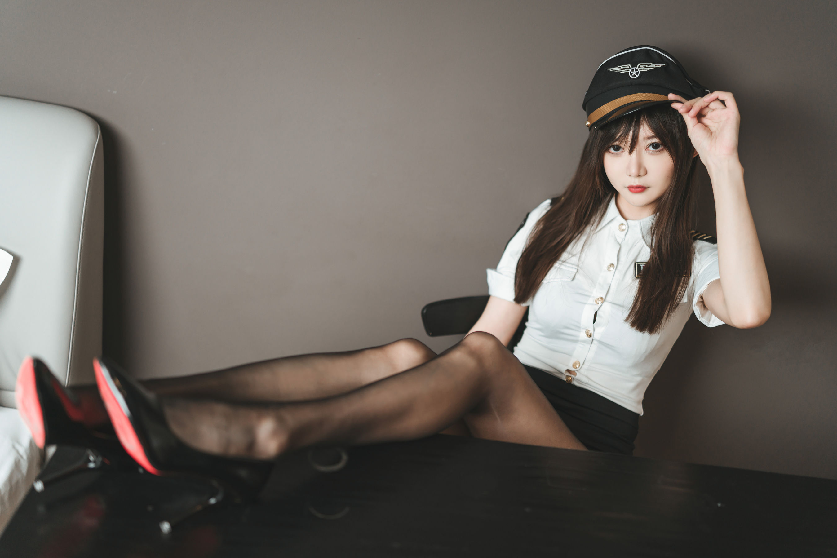 [福利COS] 51酱 - 制服