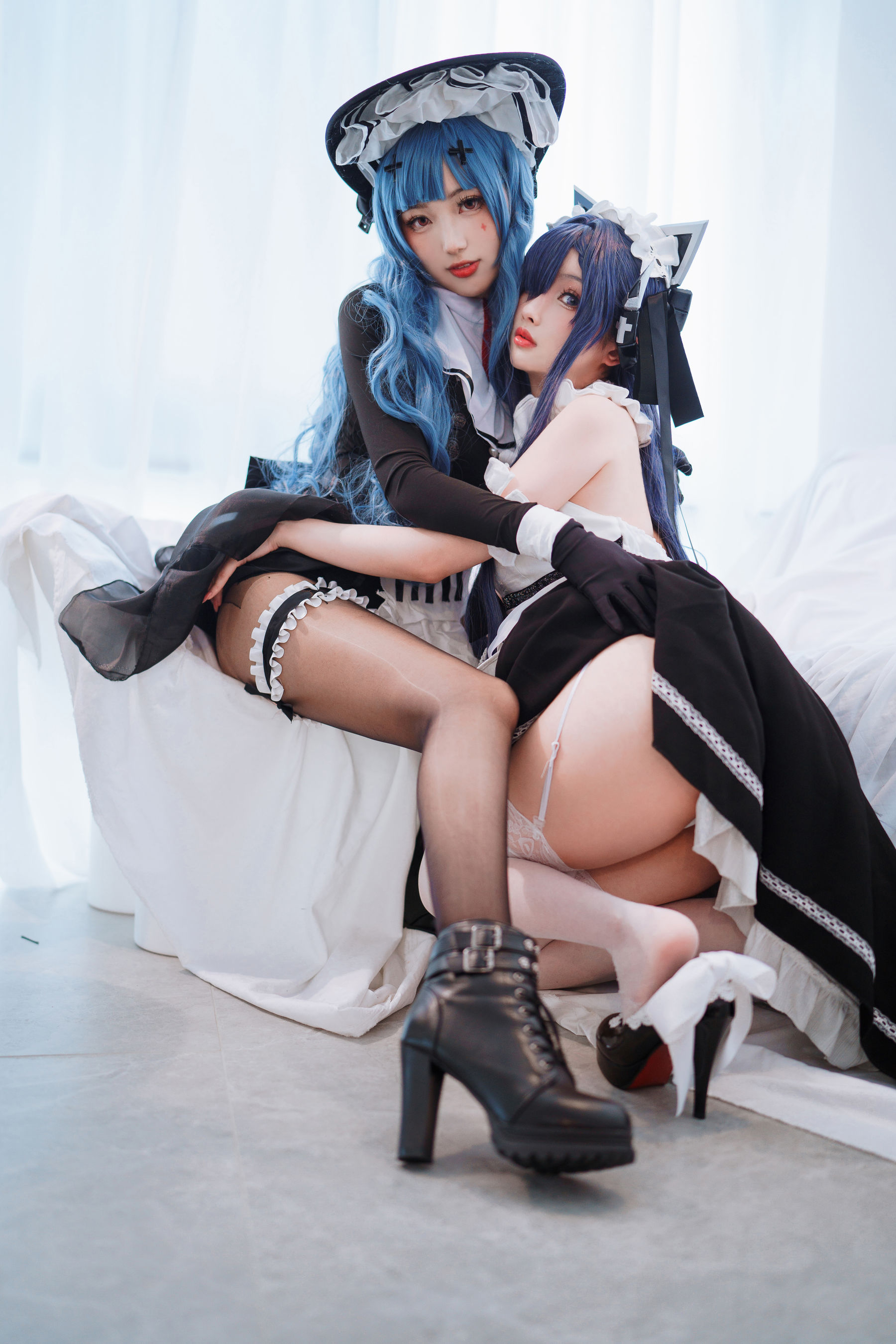 [福利COS] COS福利rioko凉凉子(肉扣热热子) - 奥古斯特 女仆装