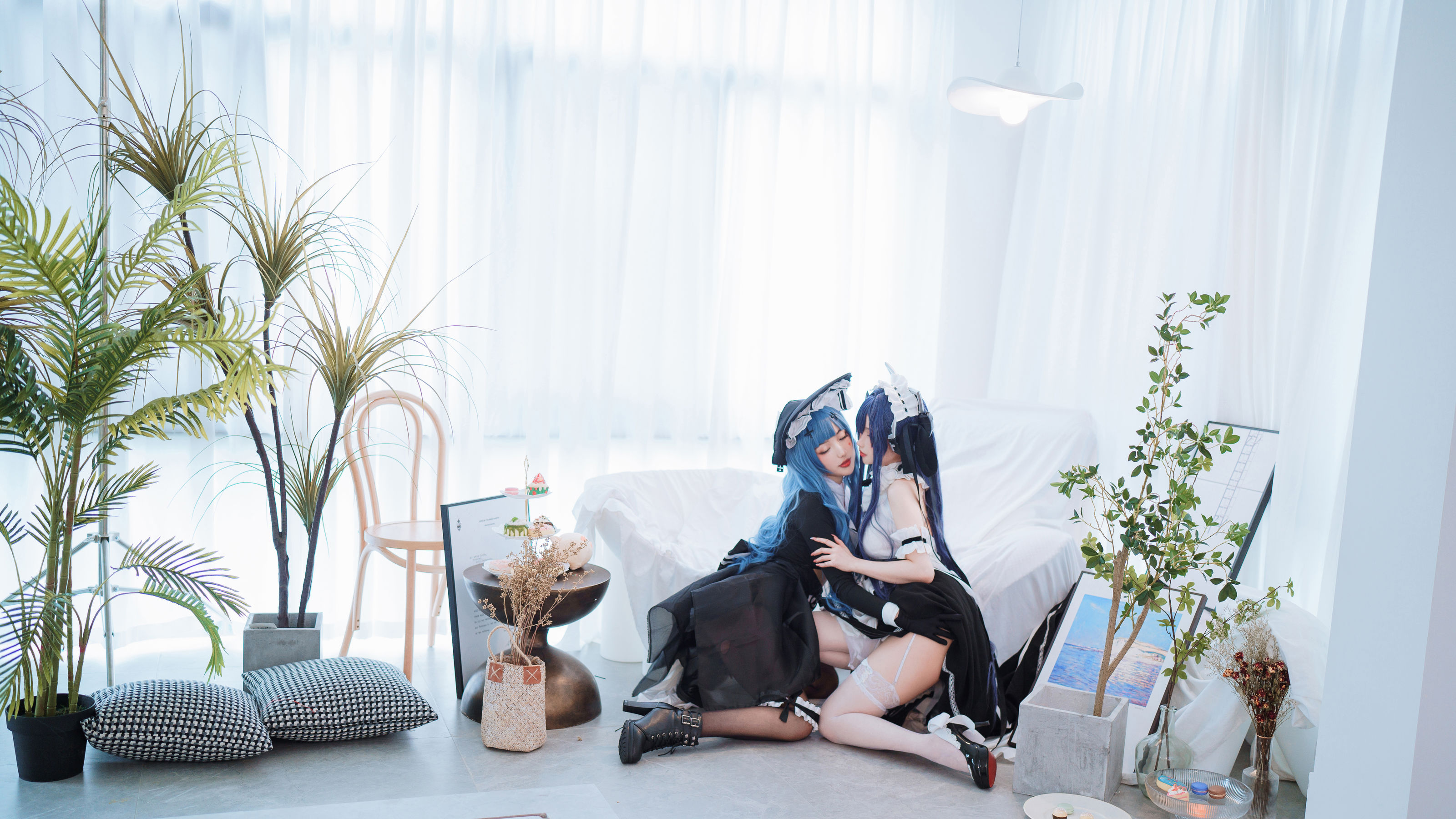 [福利COS] COS福利rioko凉凉子(肉扣热热子) - 奥古斯特 女仆装