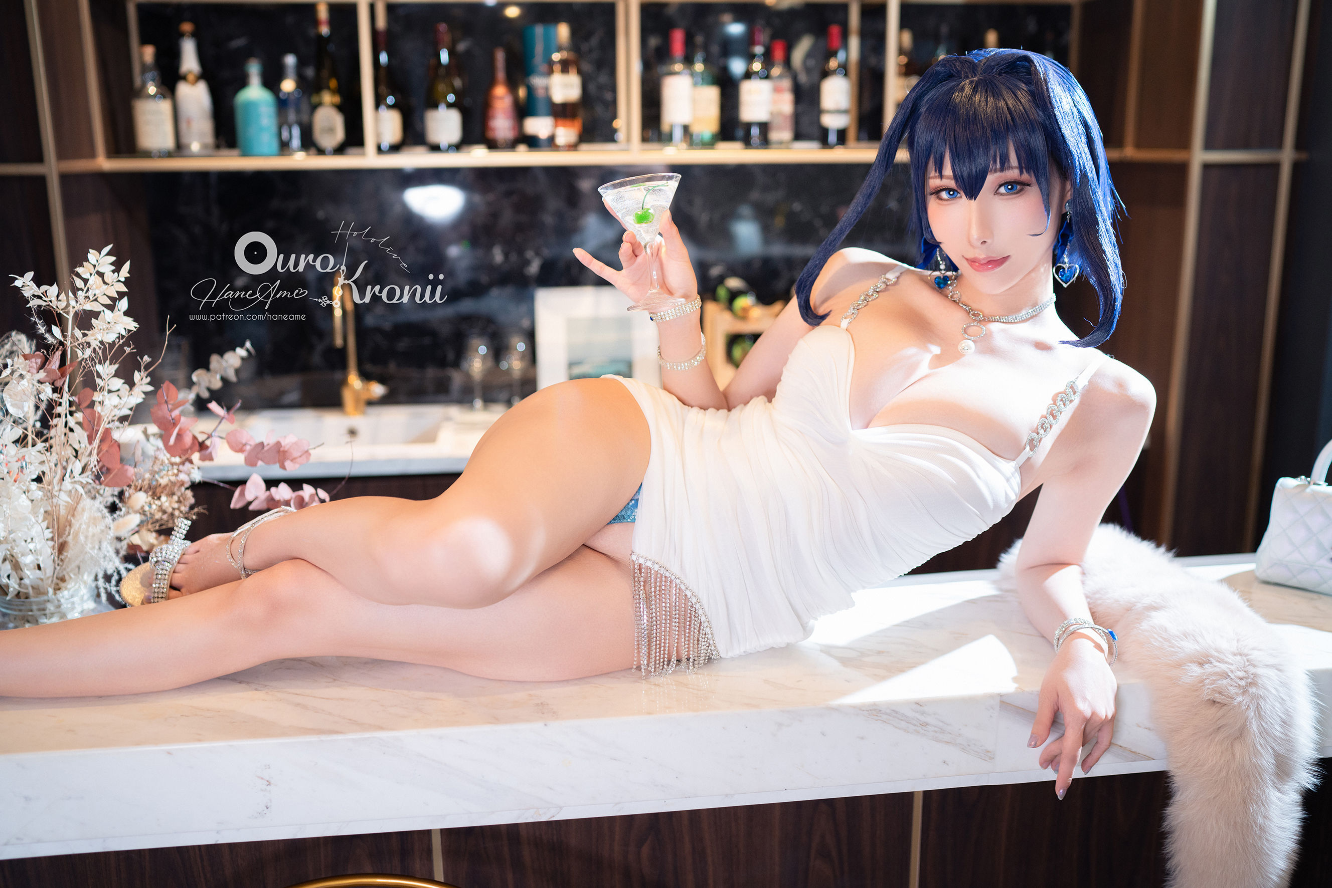[福利COS] Hane Ame 雨波写真 - Hololive Kronii 時間 Gown