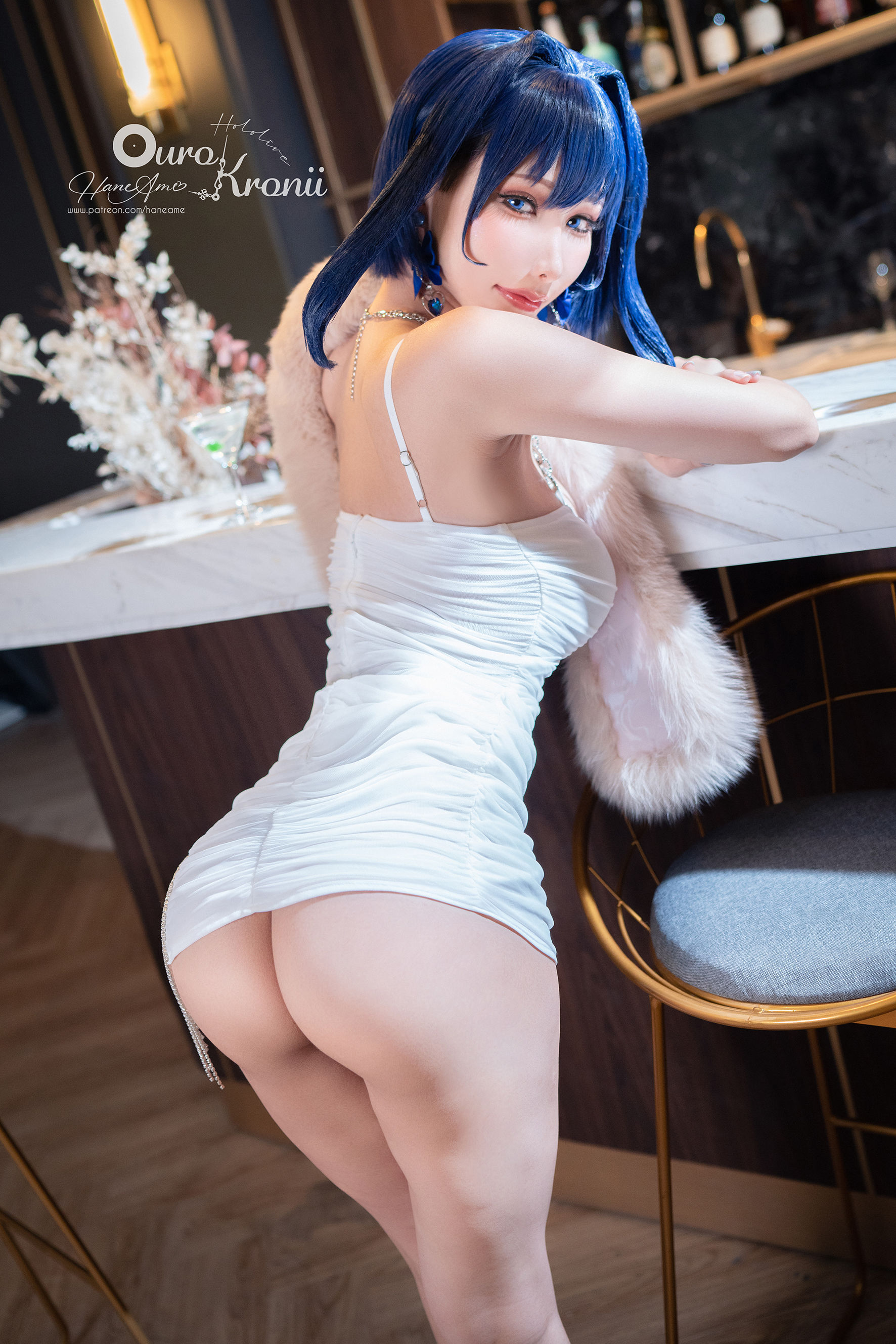 [福利COS] Hane Ame 雨波写真 - Hololive Kronii 時間 Gown