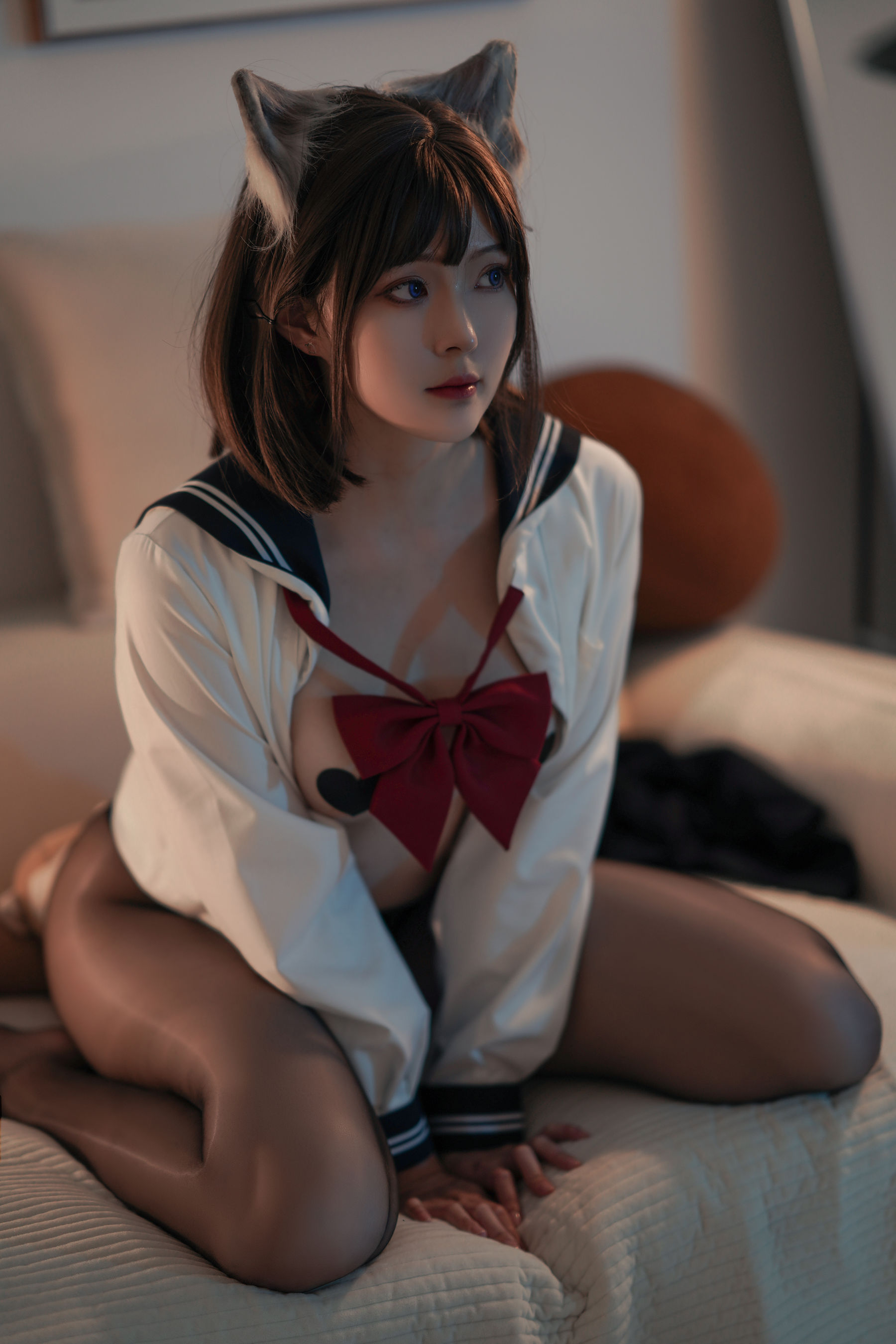 [福利COS] Natsuko夏夏子 - 大尾巴喵