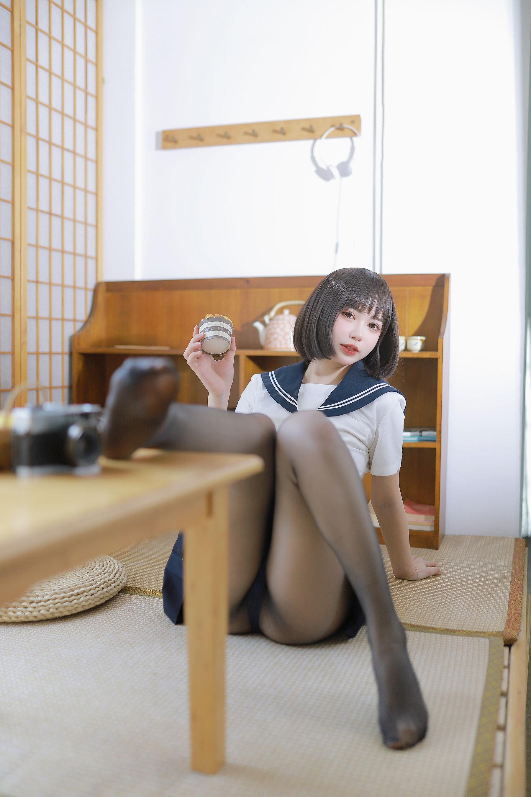 [福利COS] Tina很妖孽呀 - 绳艺JK