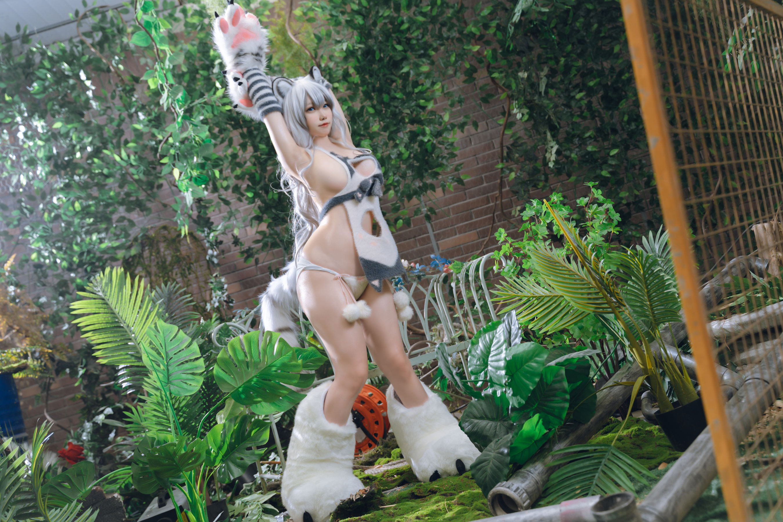 [福利COS] 一北亦北 - 白虎兽娘福瑞