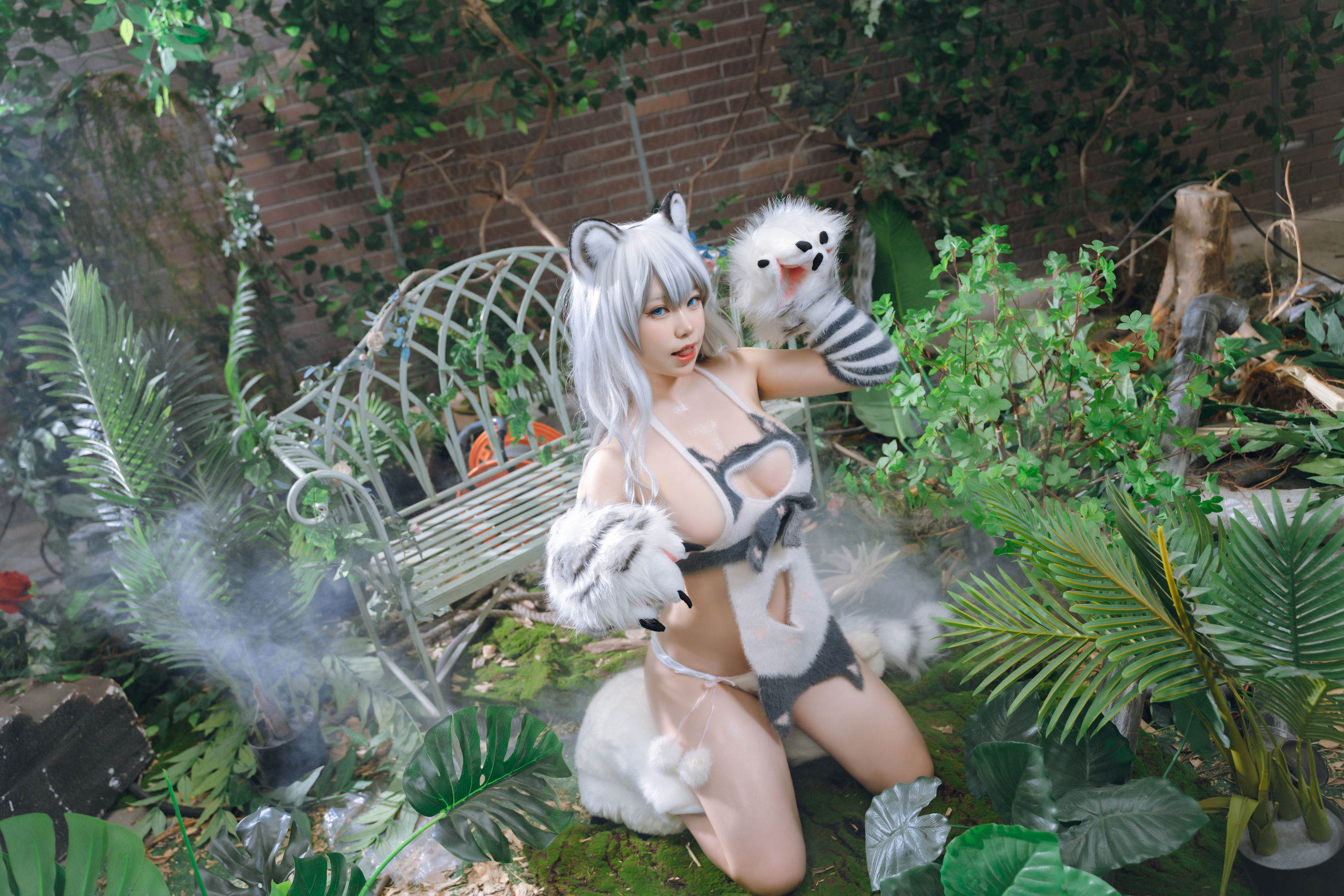 [福利COS] 一北亦北 - 白虎兽娘福瑞