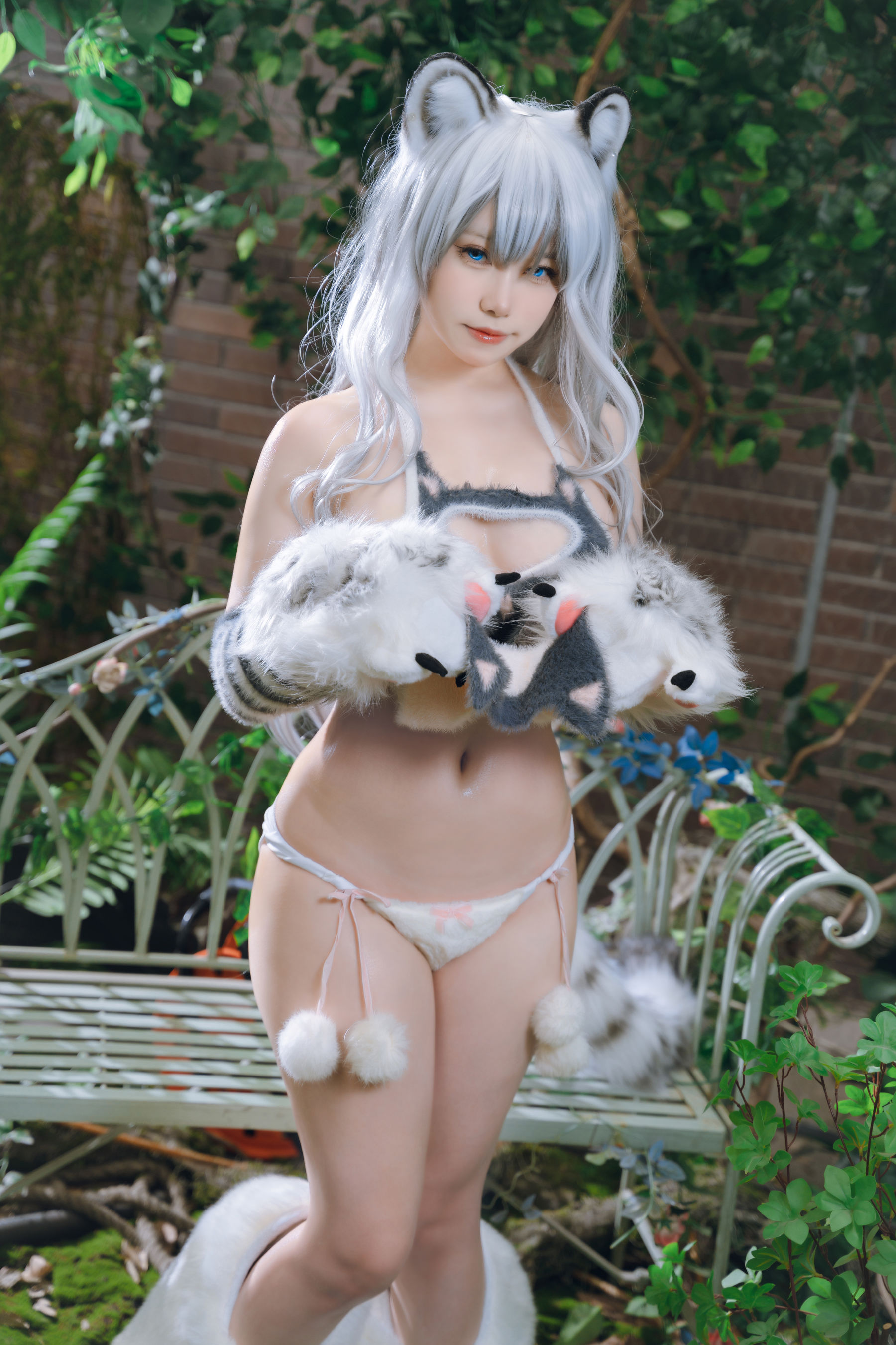 [福利COS] 一北亦北 - 白虎兽娘福瑞