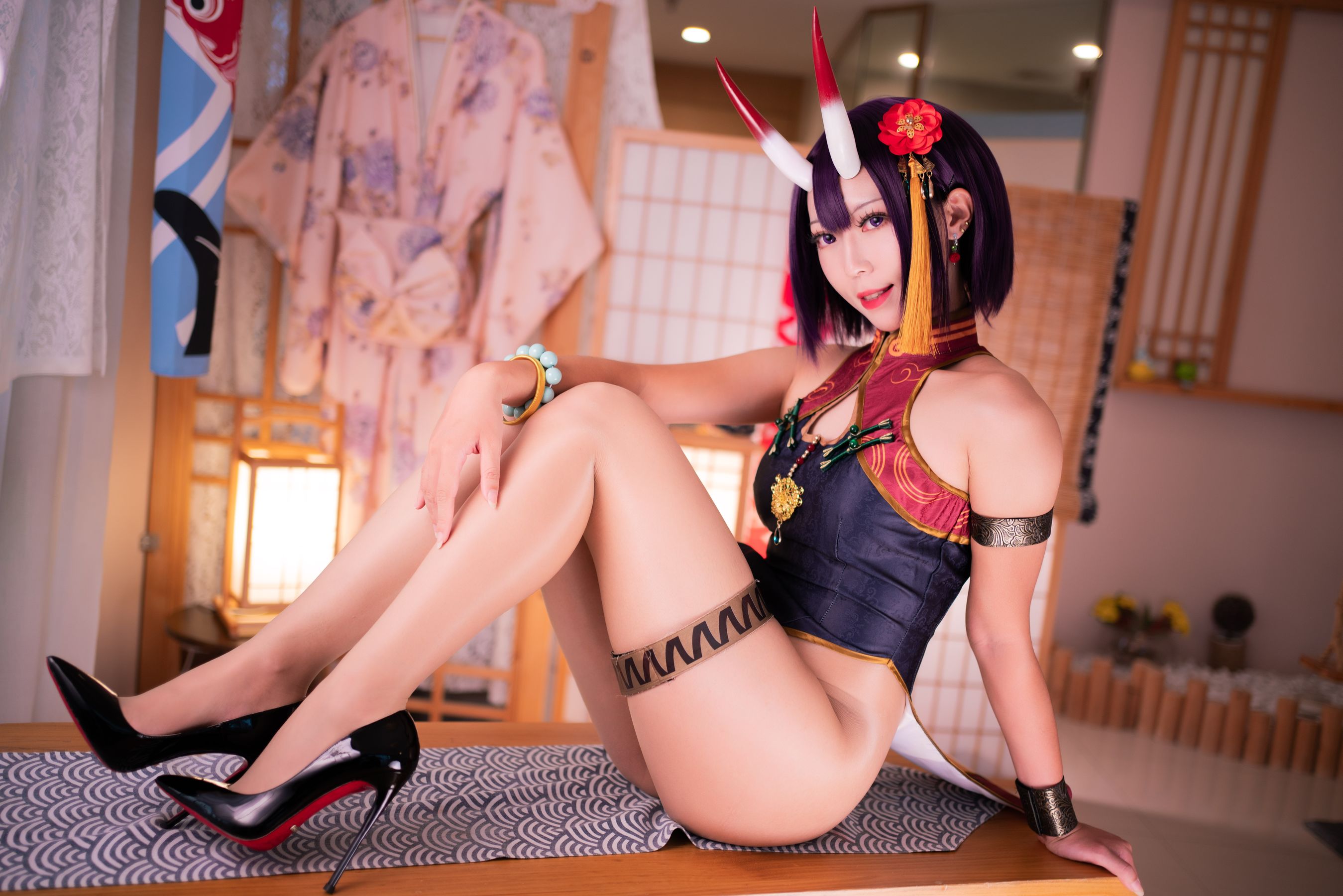 [福利COS] 动漫博主Money冷冷 - 酒吞高腰旗袍