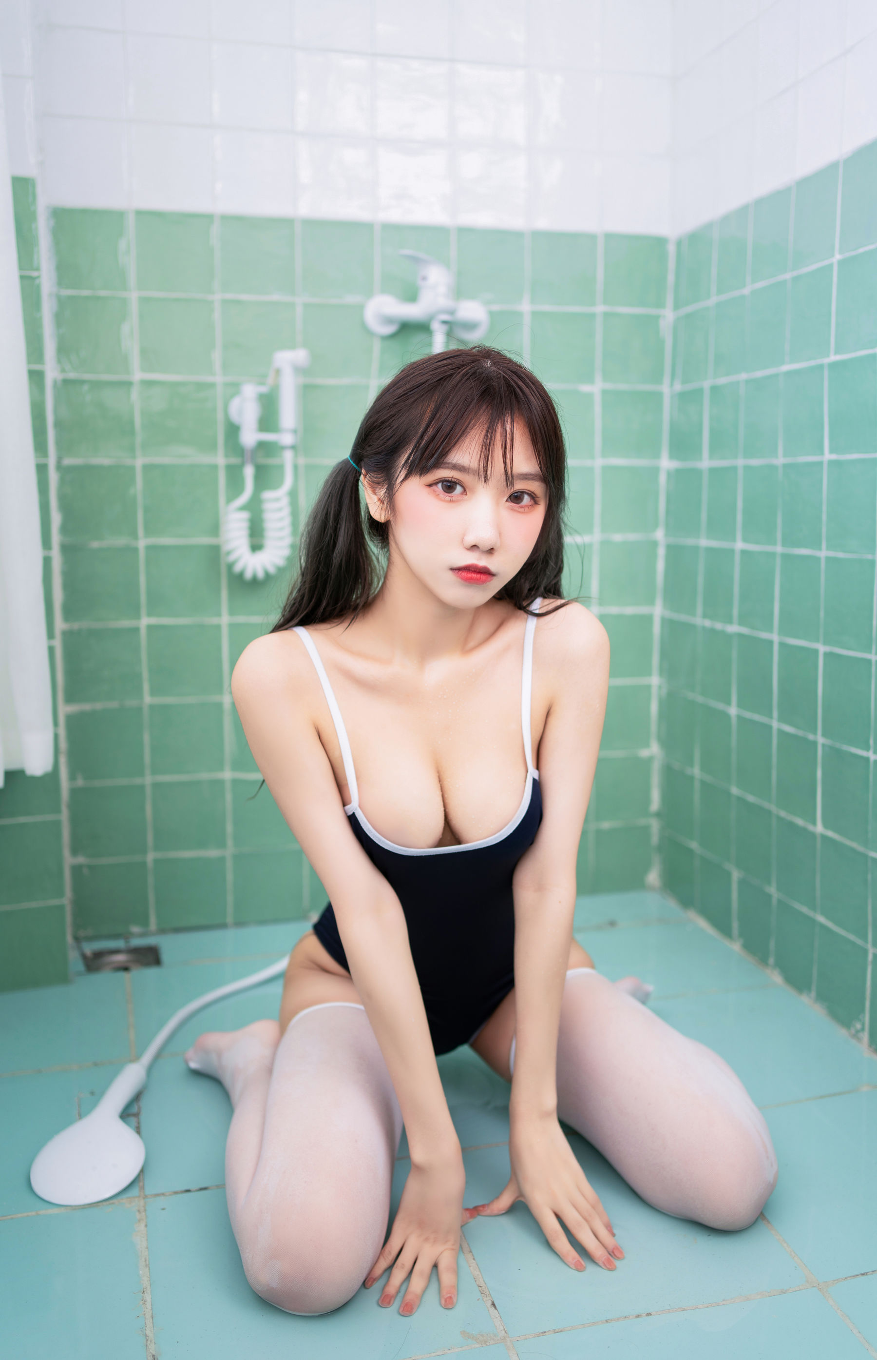[福利COS] 动漫博主果咩酱w - 夏天