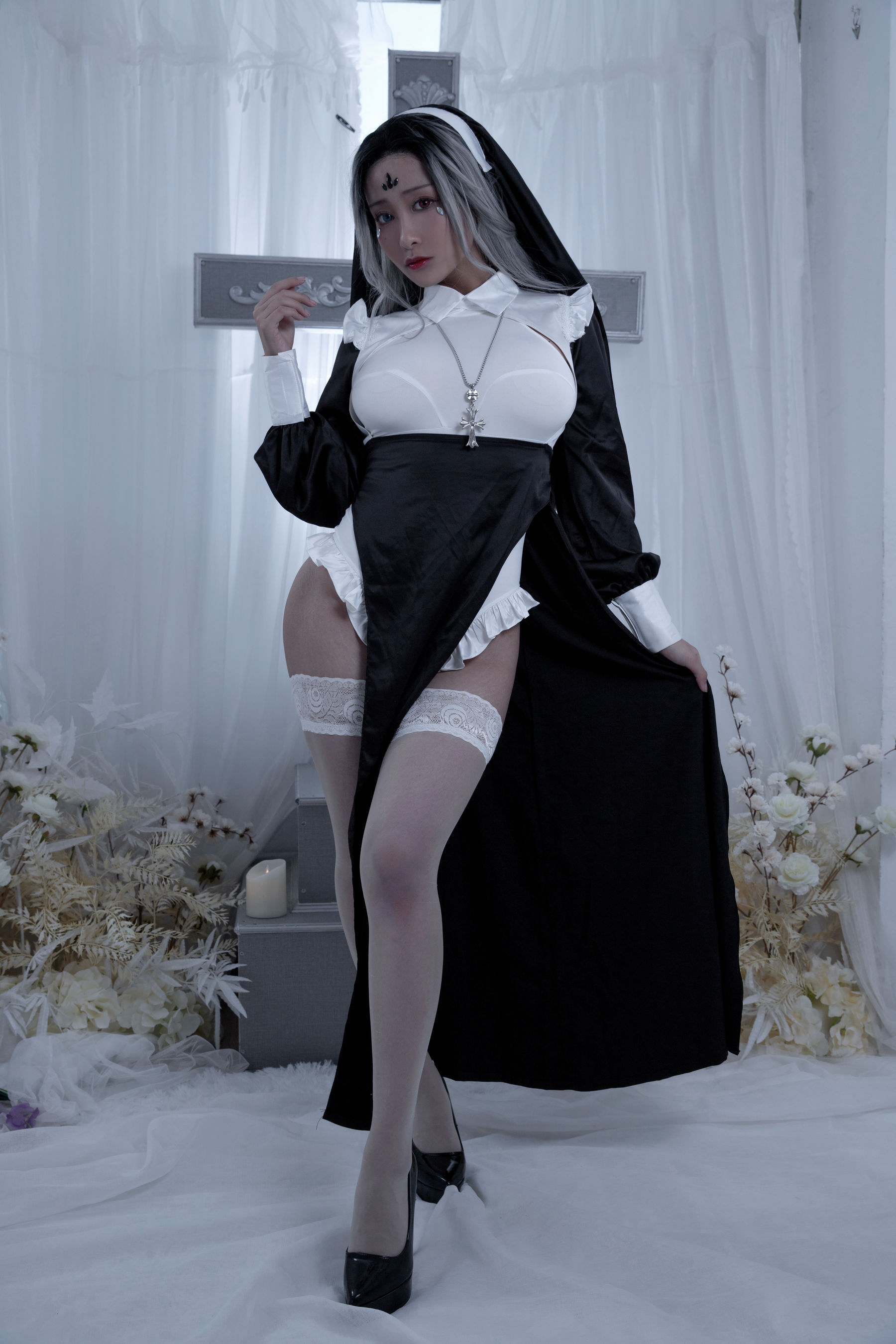 [福利COS] 动漫博主洛璃LoLiSAMA - 修女