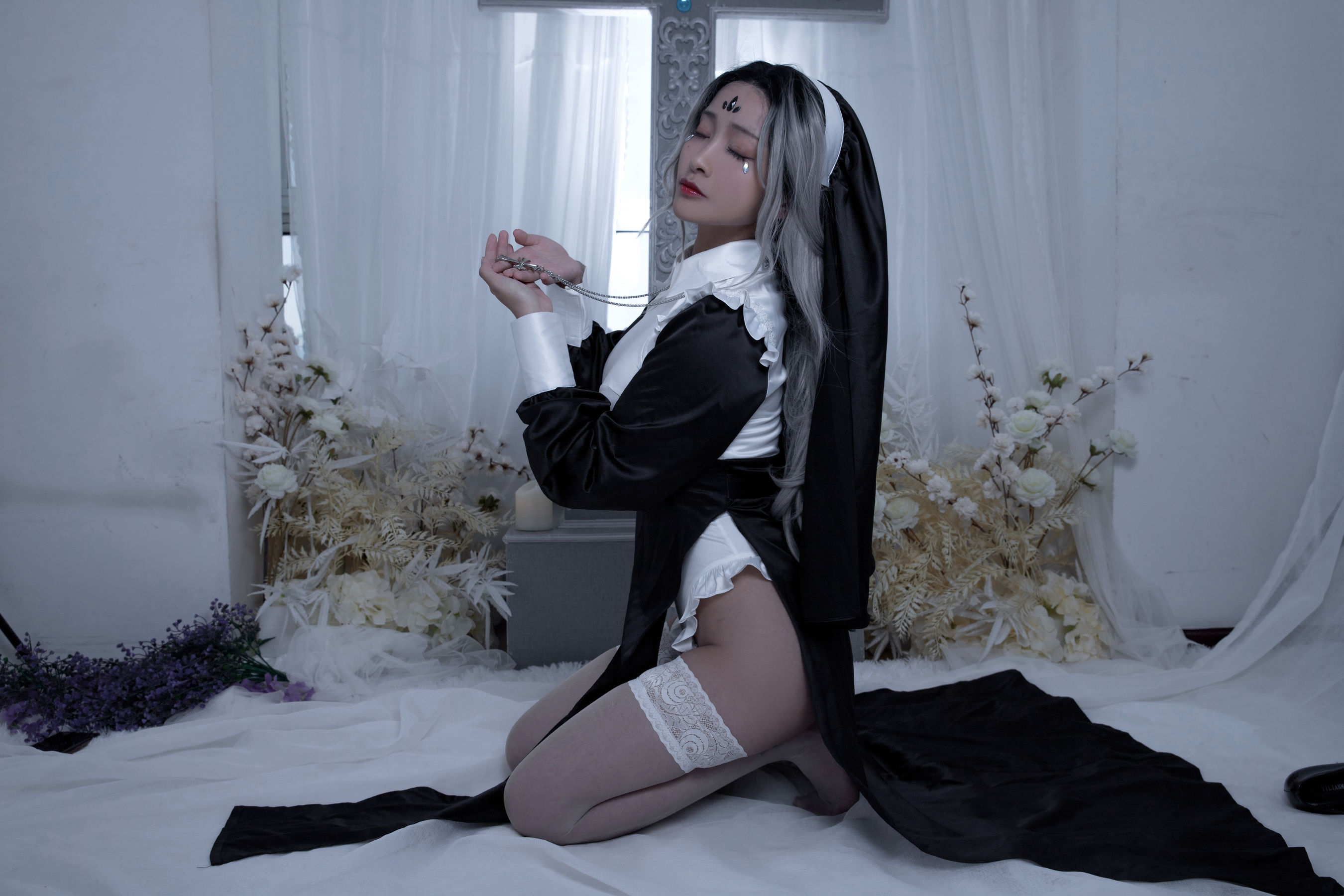 [福利COS] 动漫博主洛璃LoLiSAMA - 修女