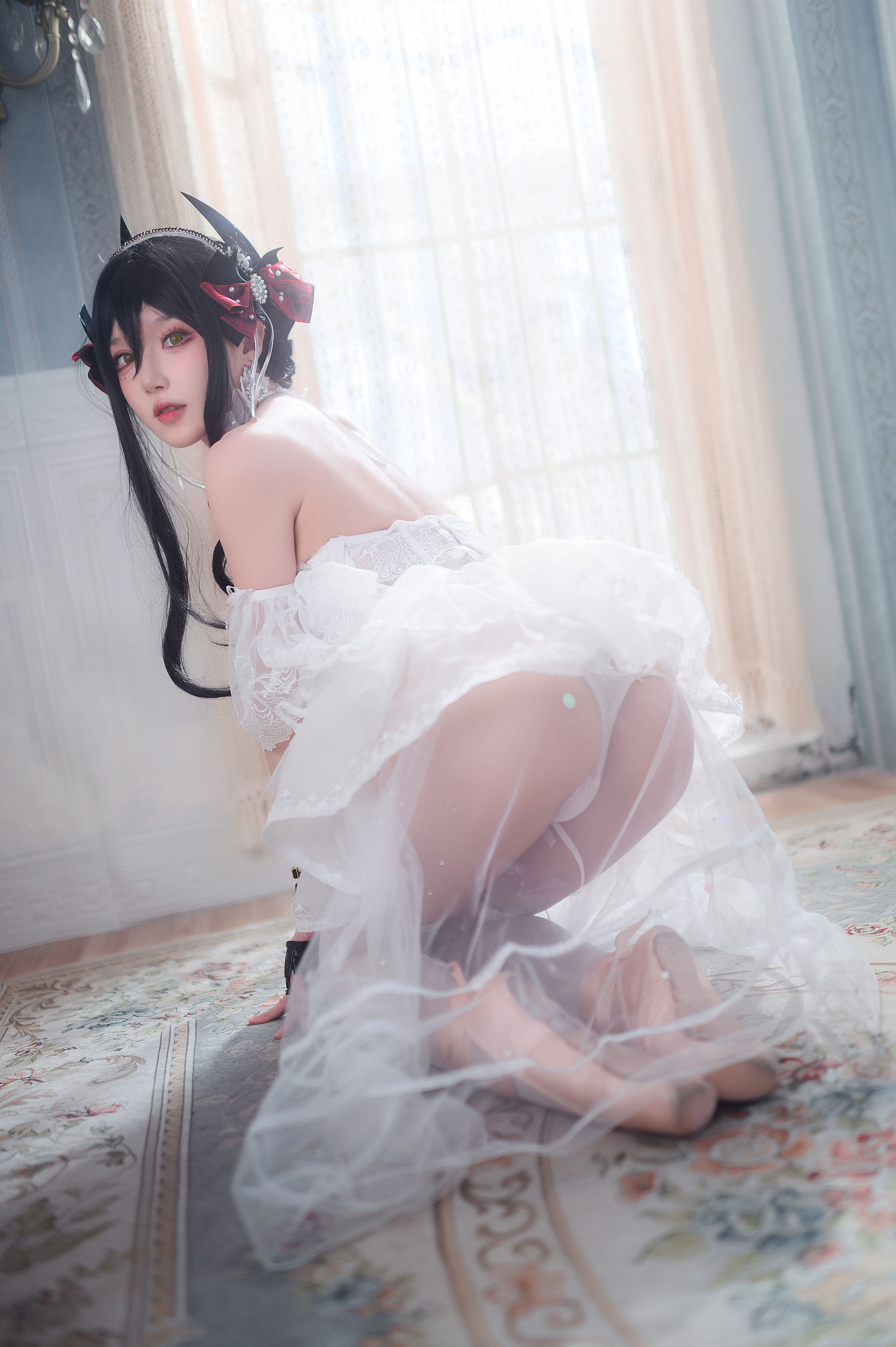[福利COS] 动漫博主阿包也是兔娘 - 明日方舟 伊内斯芭蕾