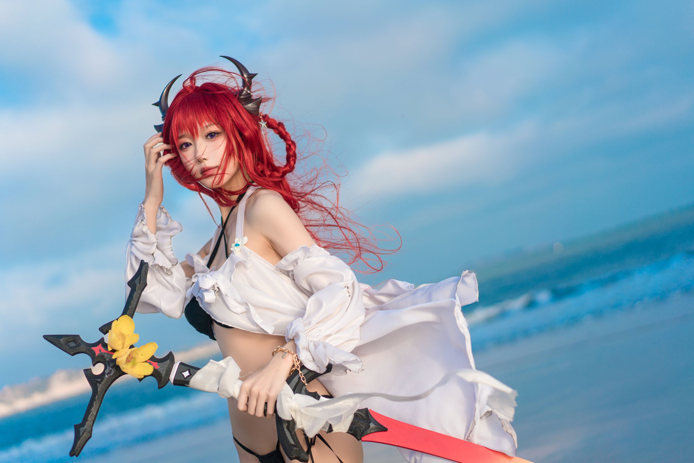 [福利COS] 动漫博主阿包也是兔娘 - 明日方舟 史尔特尔泳装