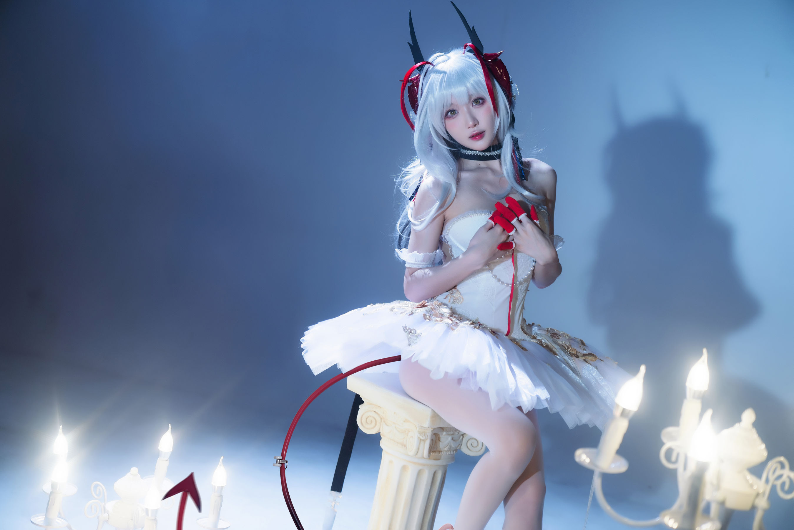 [福利COS] 动漫博主阿包也是兔娘 - 明日方舟 芭蕾