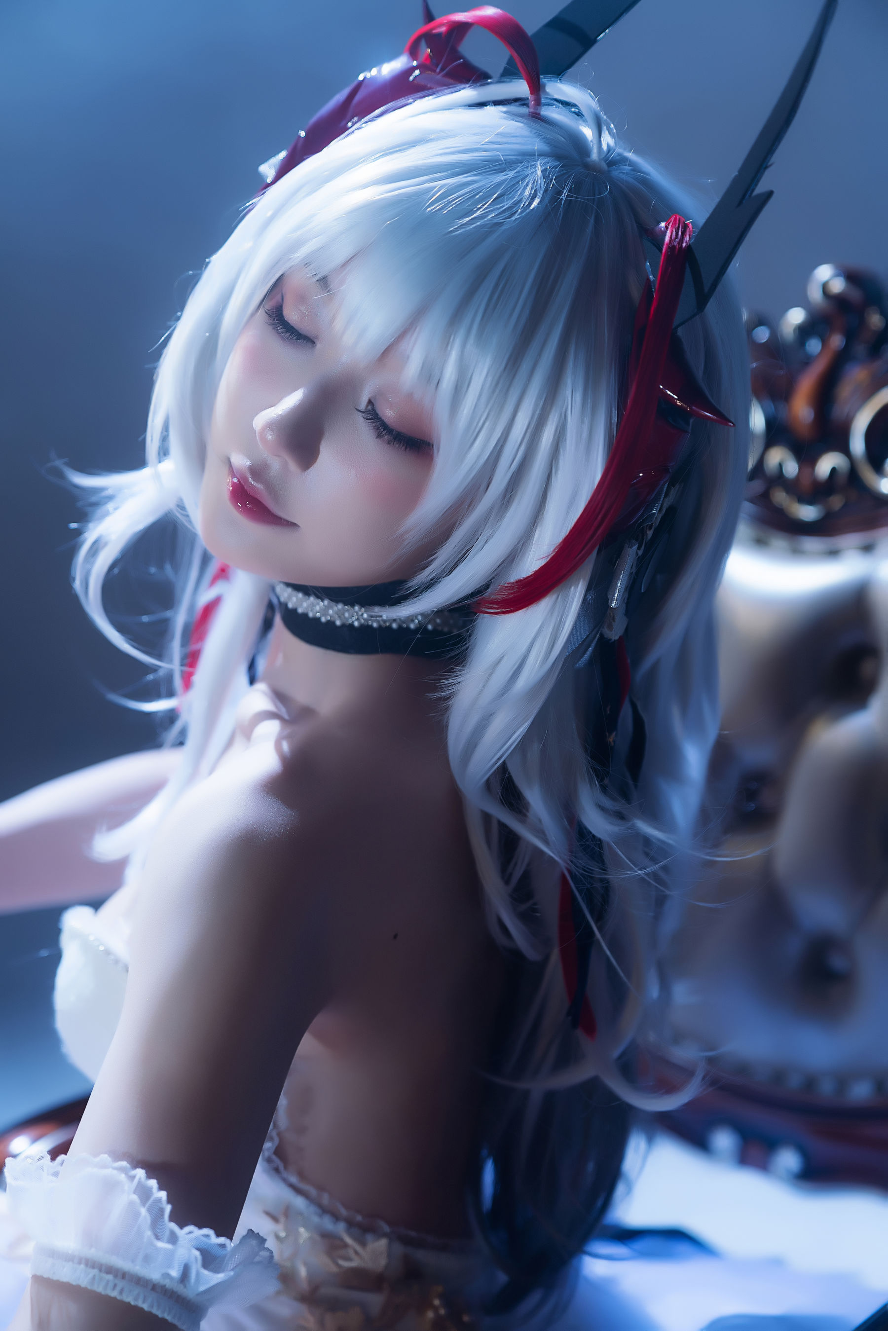 [福利COS] 动漫博主阿包也是兔娘 - 明日方舟 芭蕾