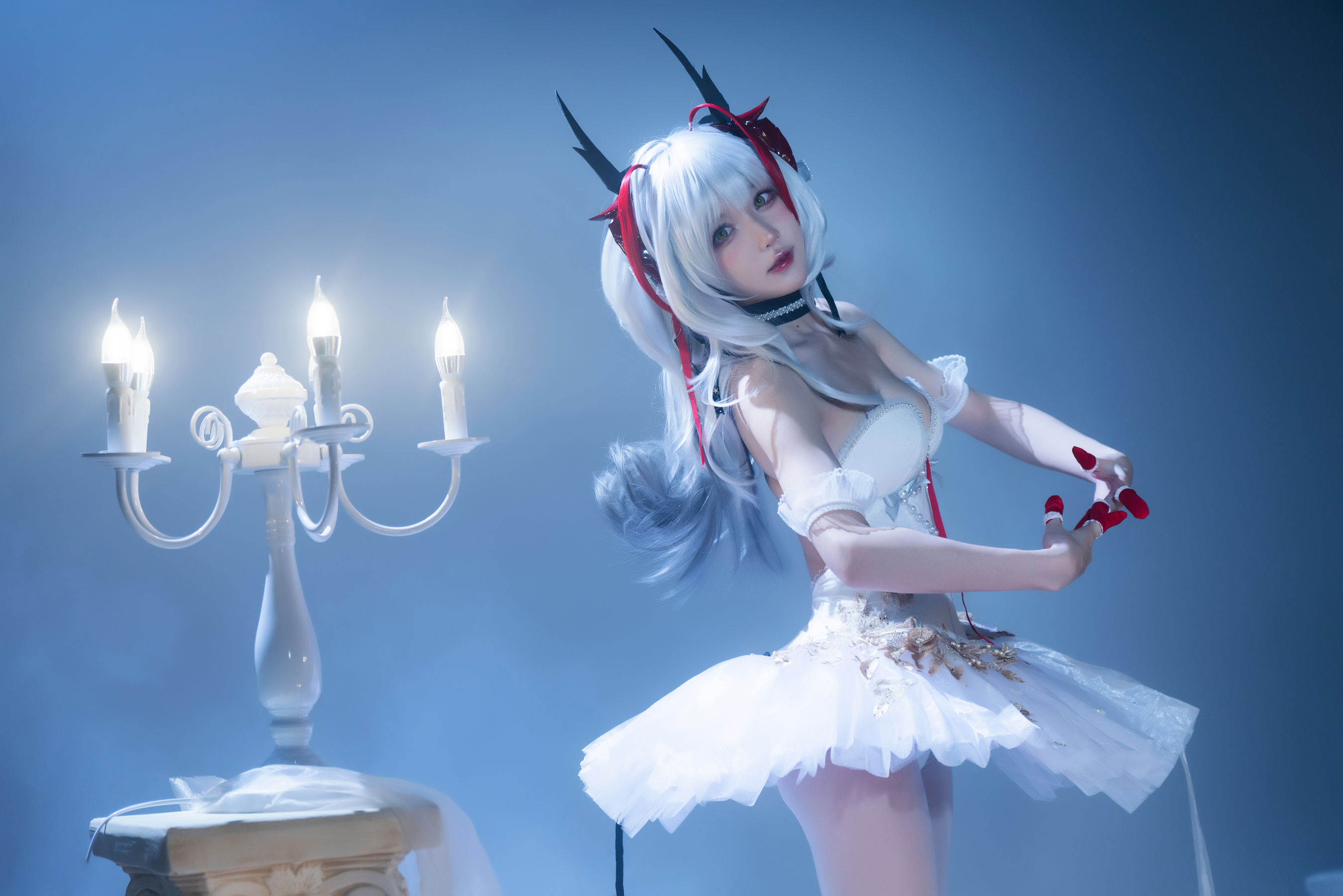 [福利COS] 动漫博主阿包也是兔娘 - 明日方舟 芭蕾