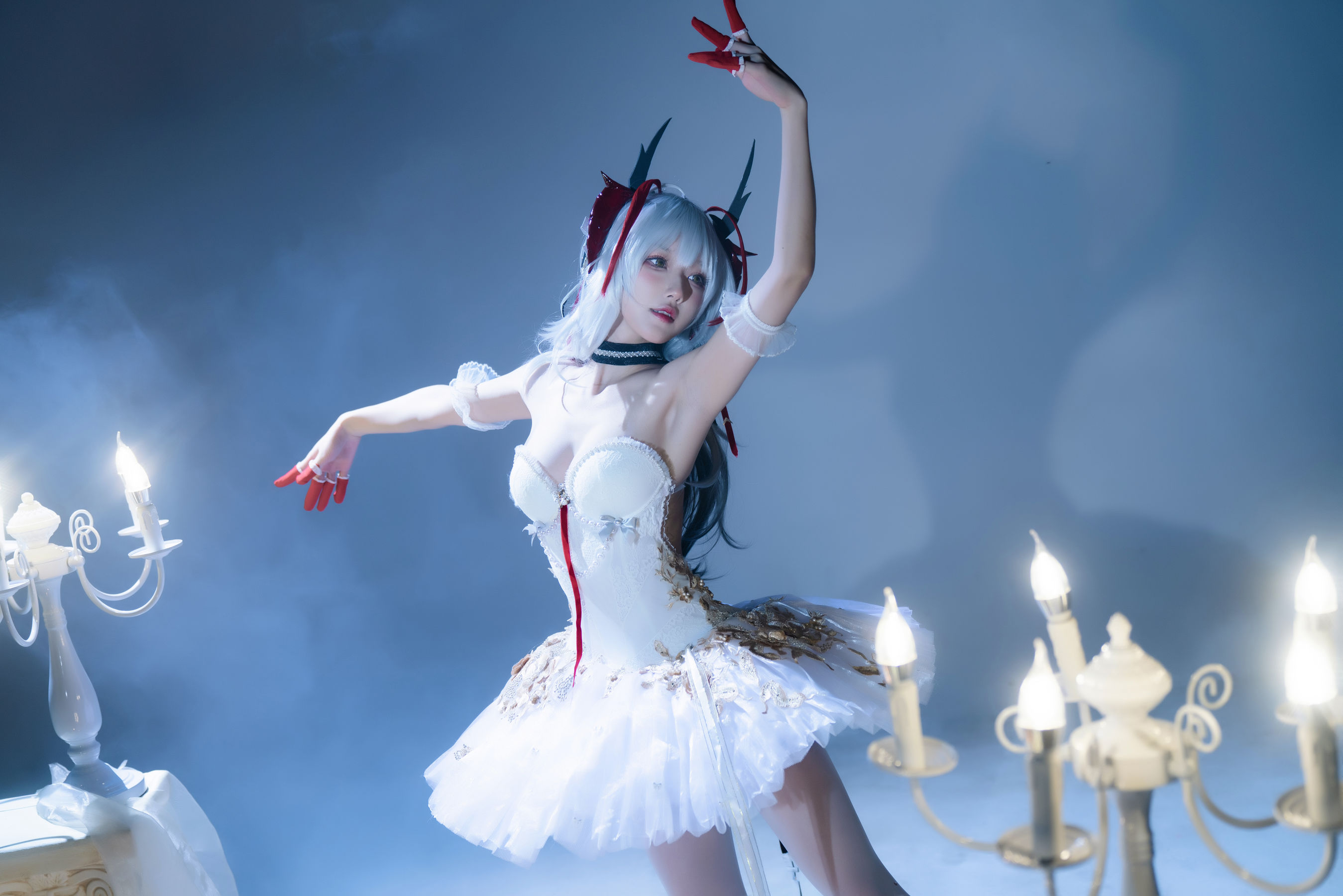 [福利COS] 动漫博主阿包也是兔娘 - 明日方舟 芭蕾