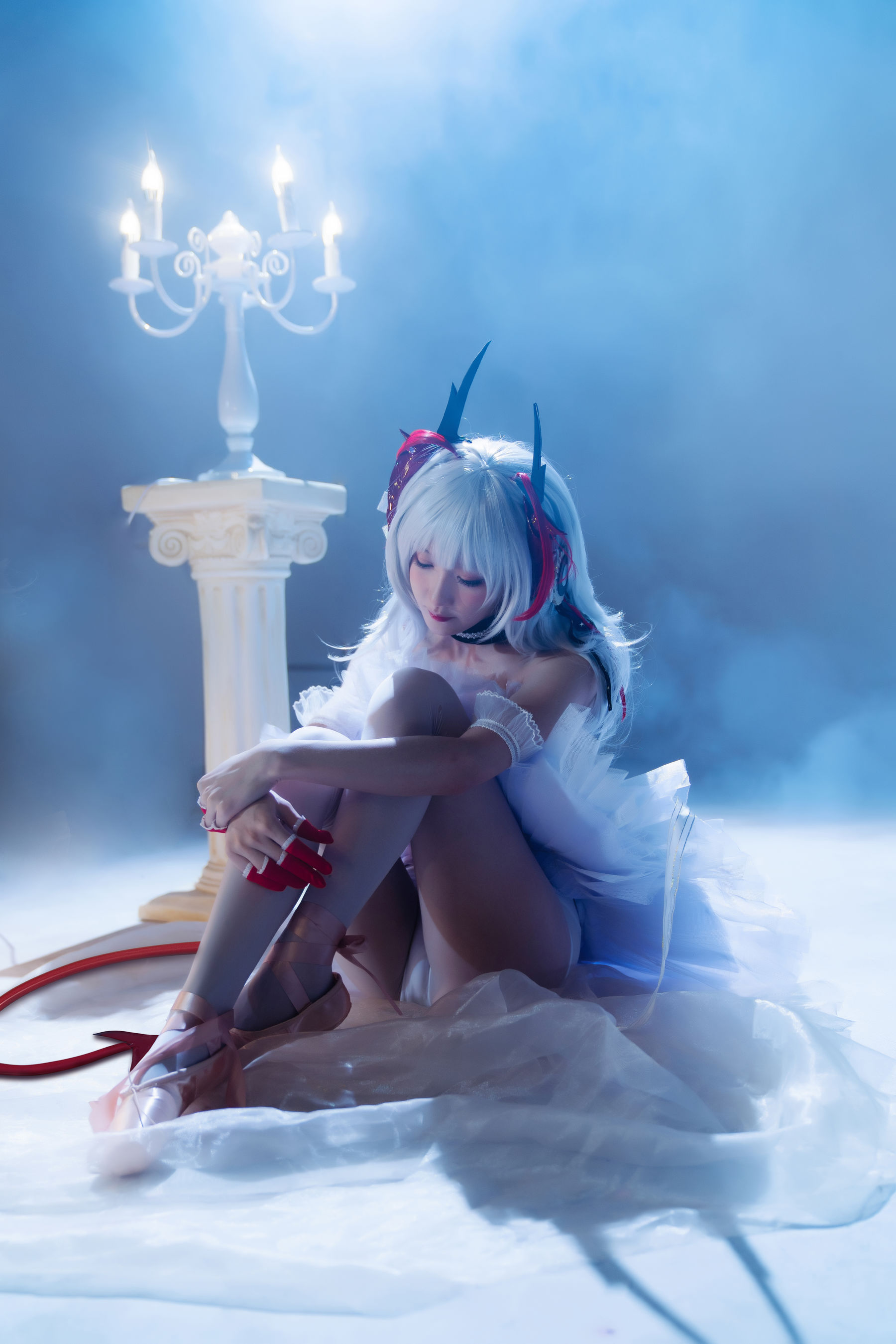 [福利COS] 动漫博主阿包也是兔娘 - 明日方舟 芭蕾