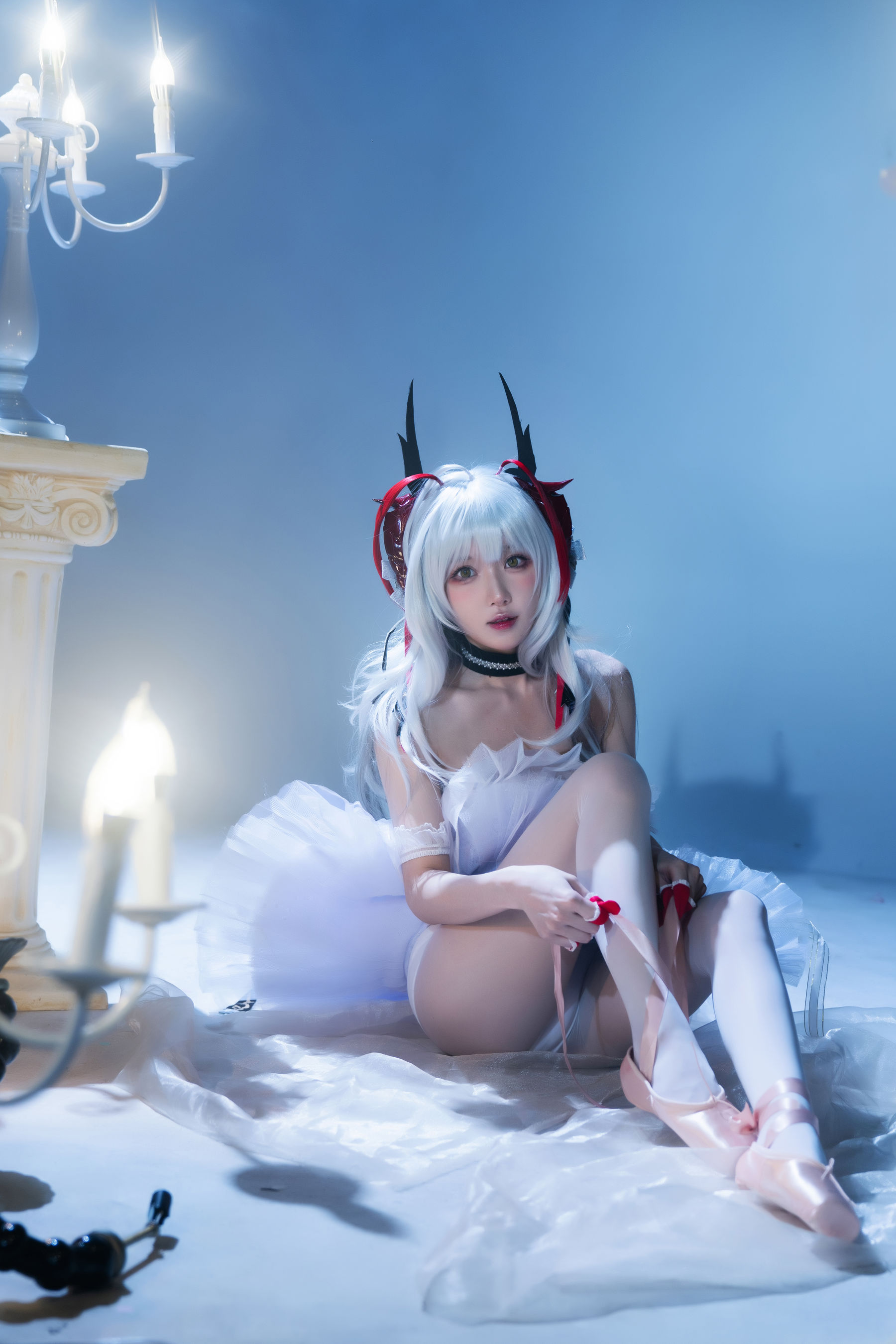 [福利COS] 动漫博主阿包也是兔娘 - 明日方舟 芭蕾