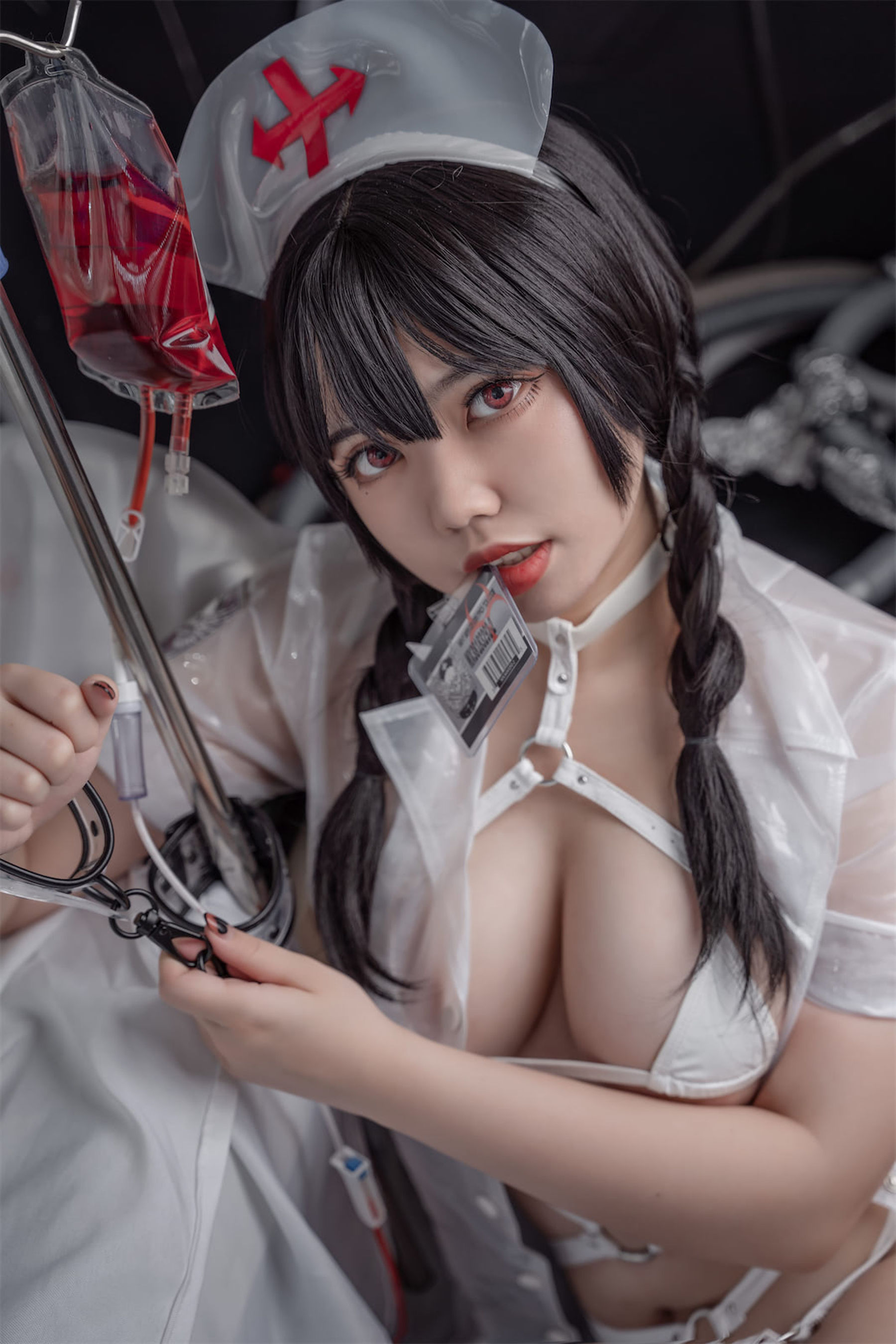 [福利COS] 啊日日_Ganlory - 未来白色护士
