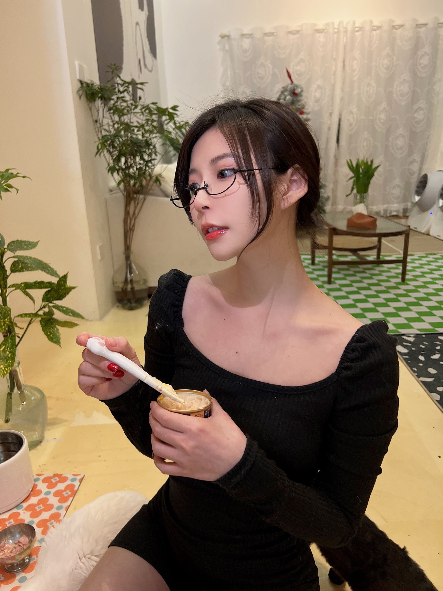 [福利COS] 妮是老虎-陈妮妮UNI 微密圈视图合集