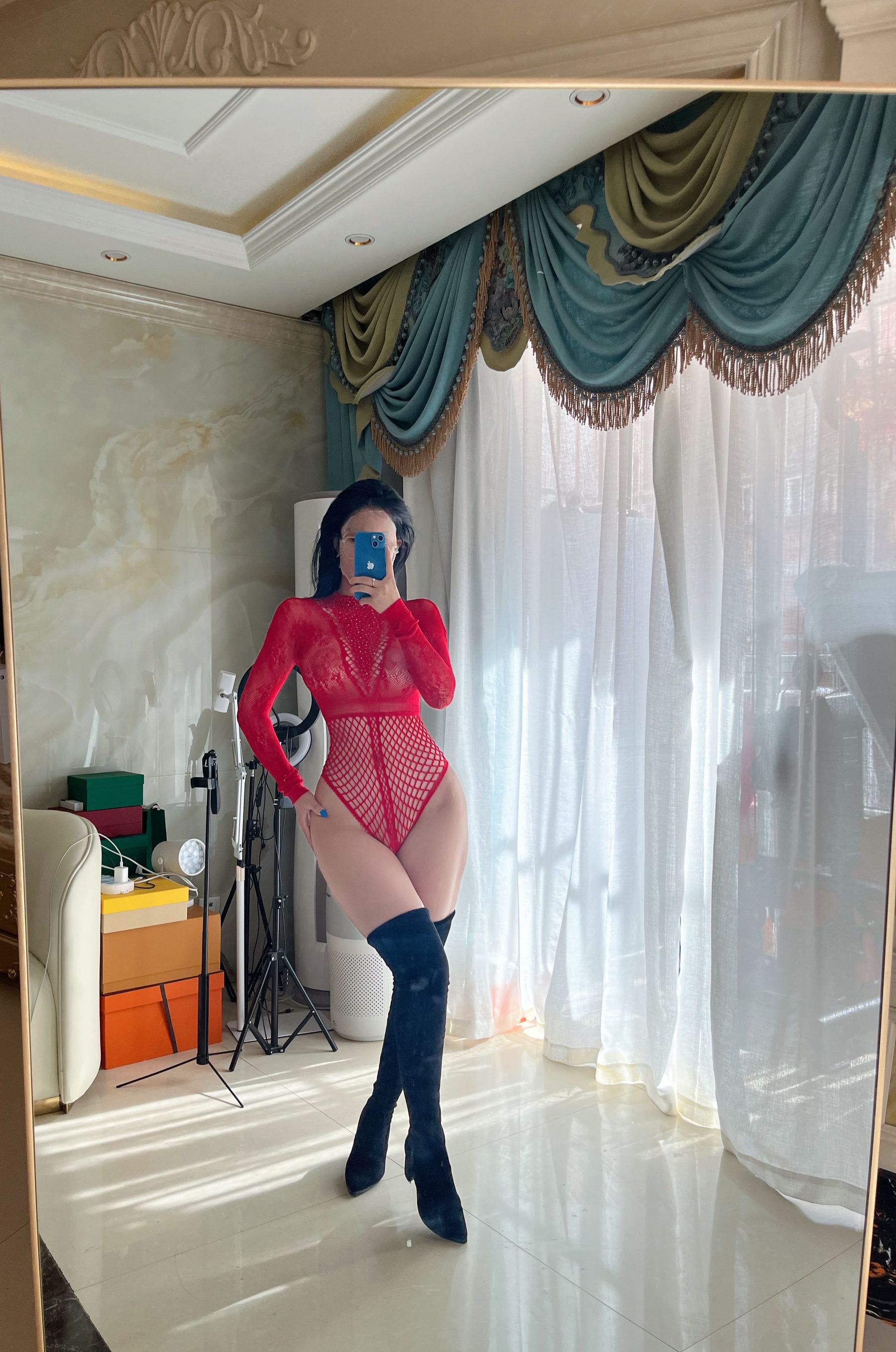 [福利COS] 张鑫 微密圈视图合集