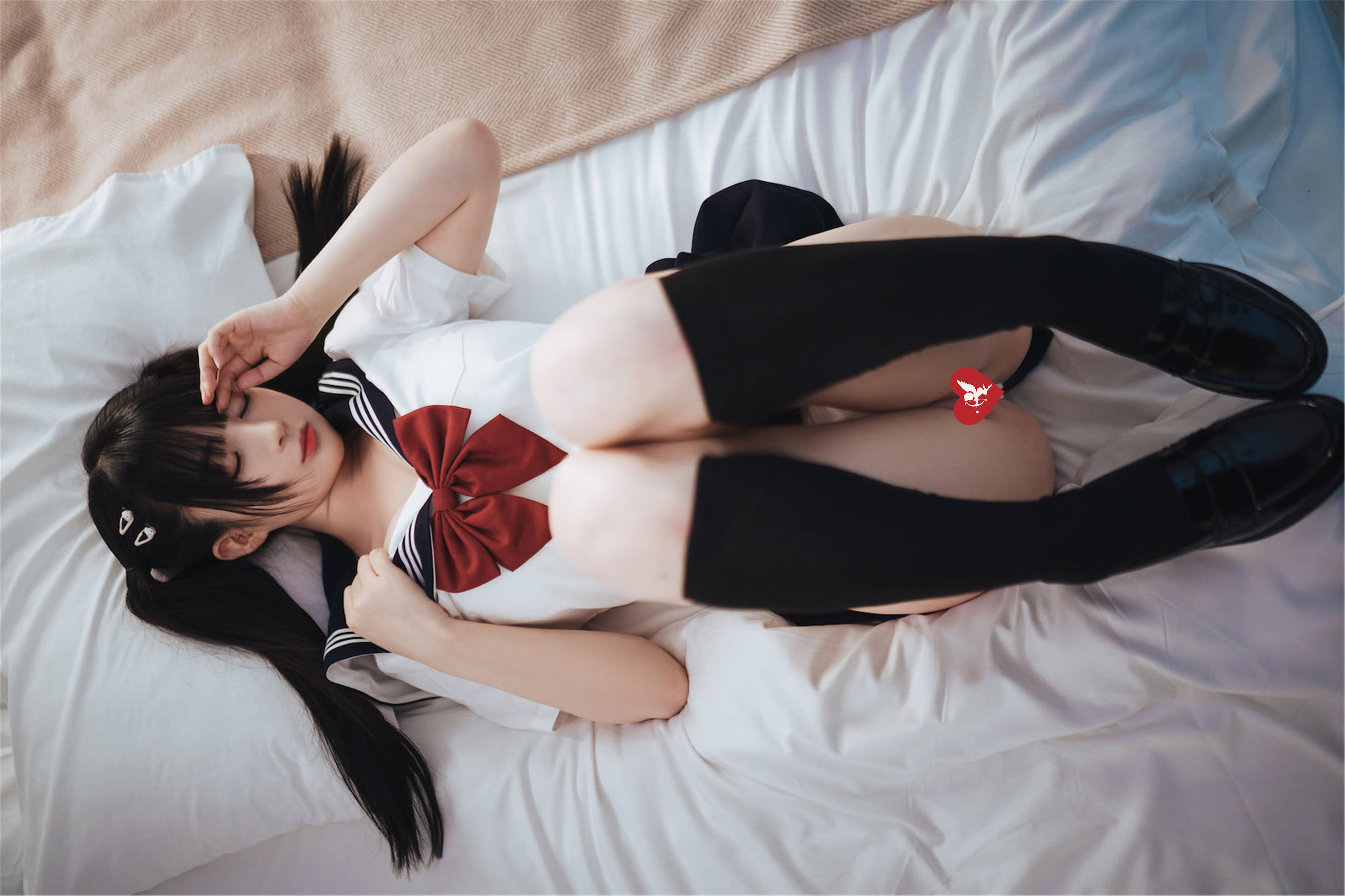 [福利COS] 桜井宁宁 - 双马尾JK