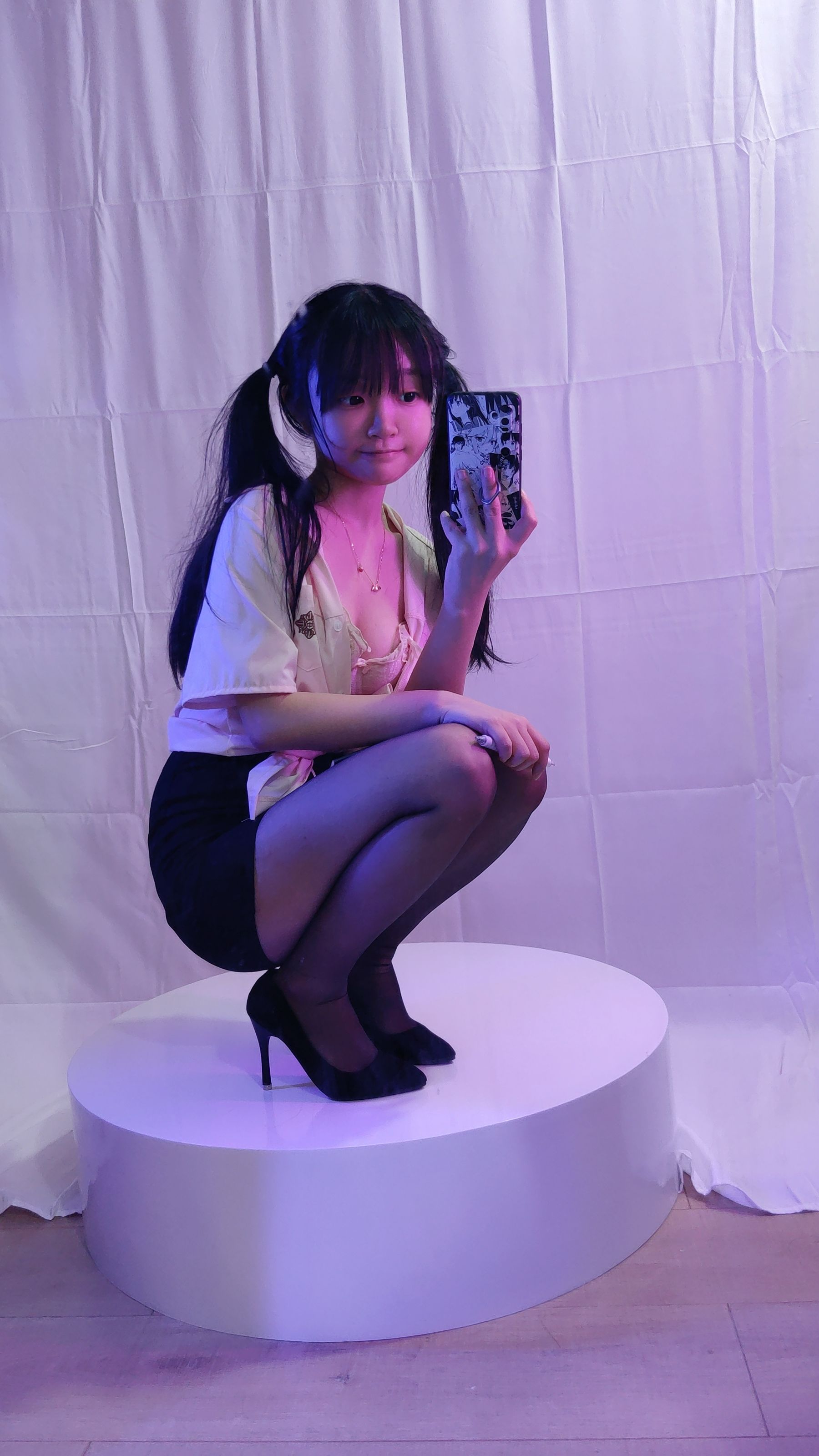 [福利COS] 神沢永莉 - 双马尾黑丝班主任