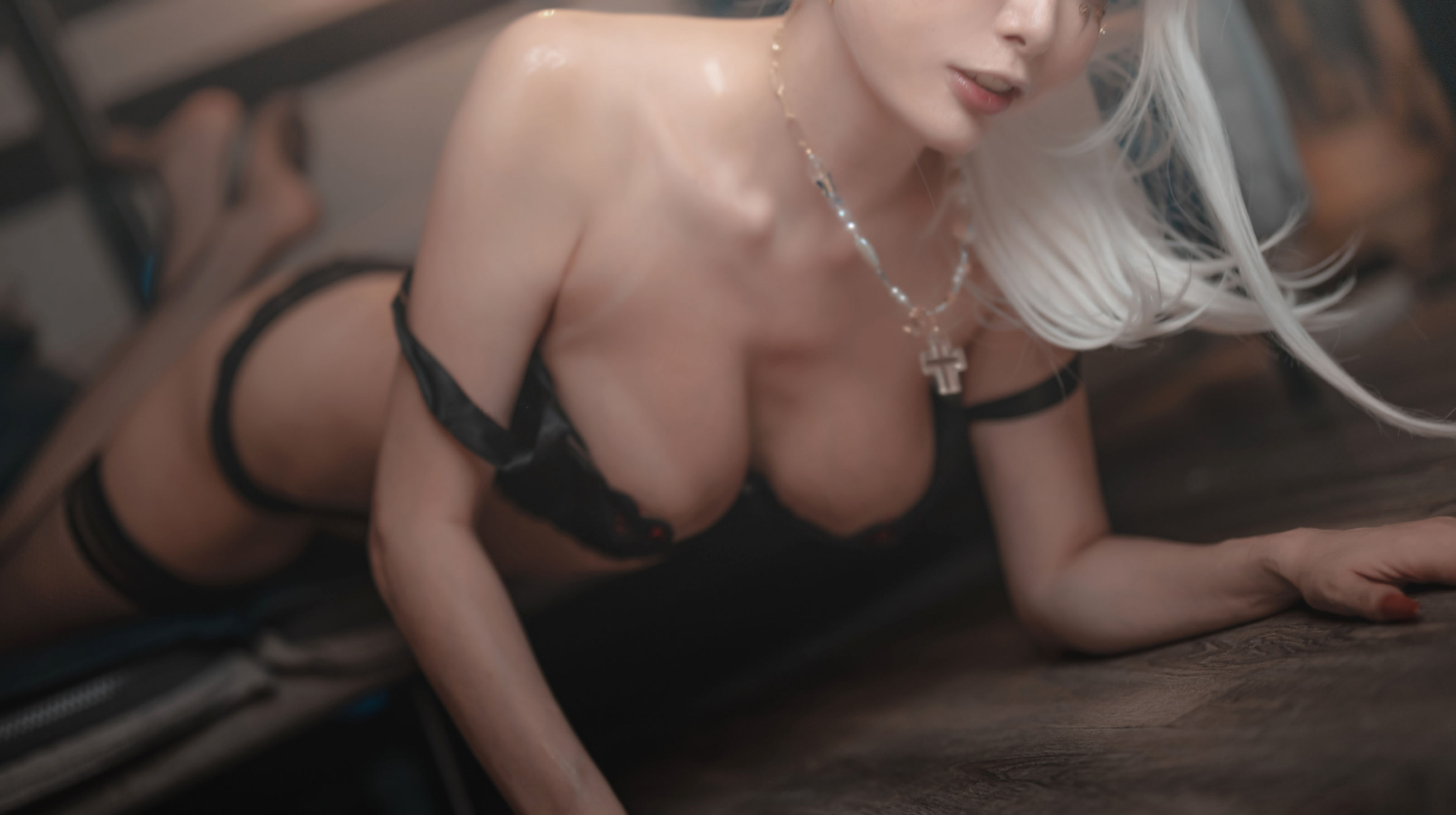 [福利COS] 秋和柯基(夏小秋秋秋) - 火辣出击
