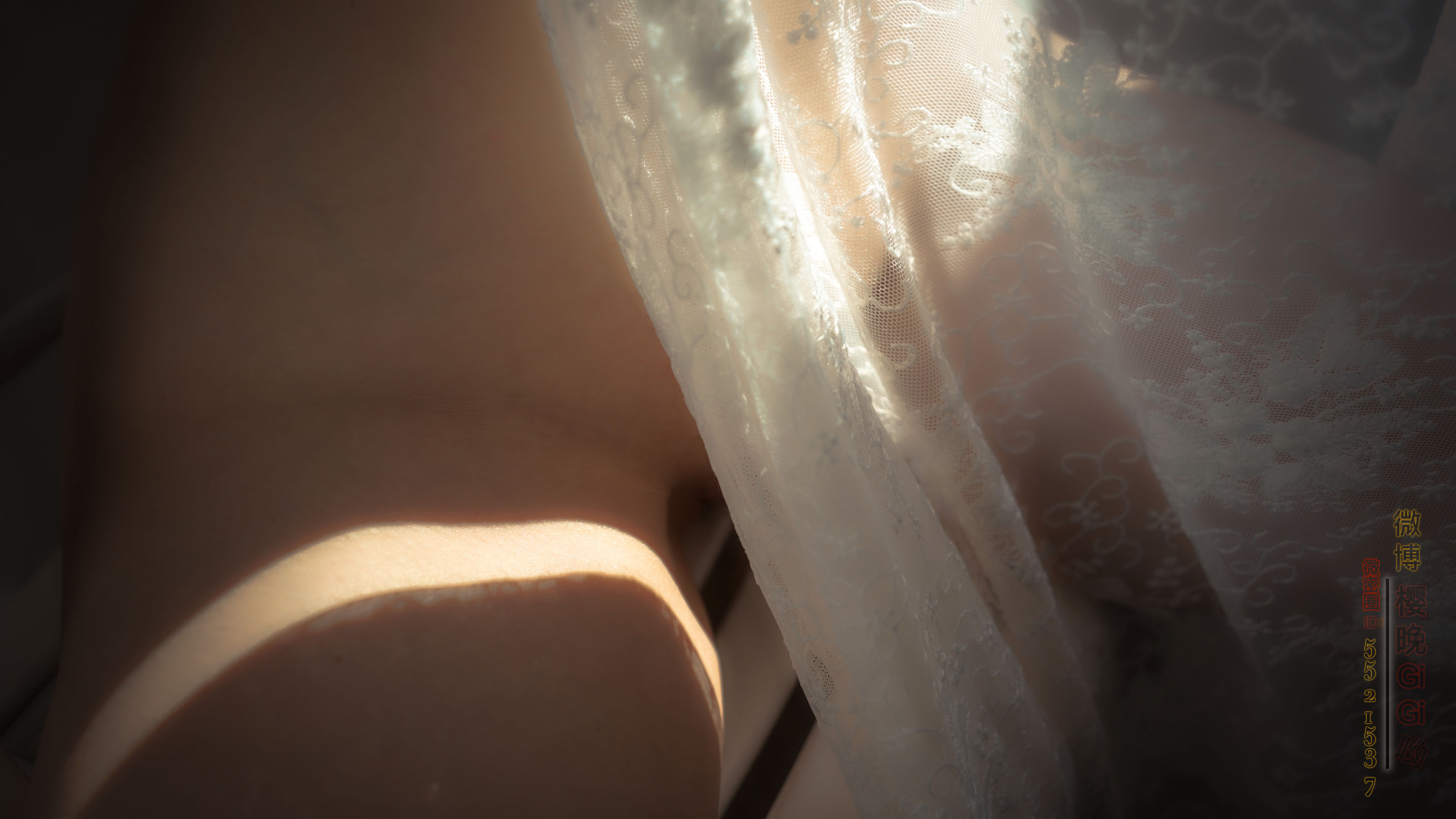 [福利COS] 网络红人樱晚gigi - 余夏的光