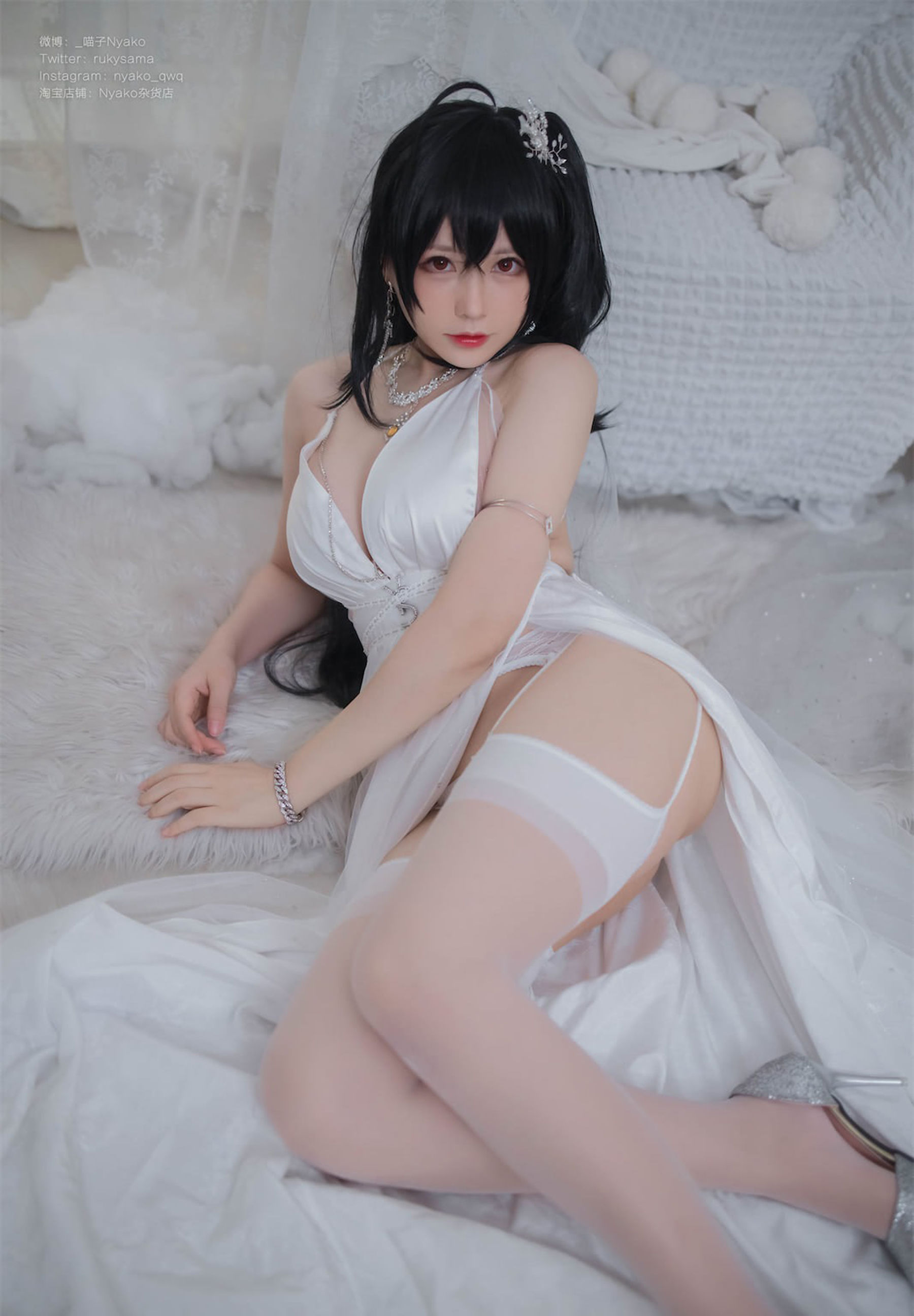 [福利COS] 萌妹子Nyako喵子 - 大凤纯白婚纱