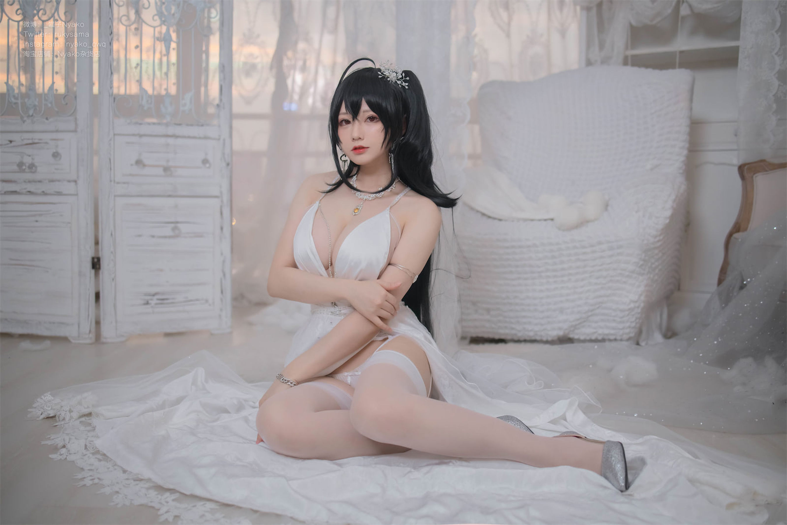 [福利COS] 萌妹子Nyako喵子 - 大凤纯白婚纱